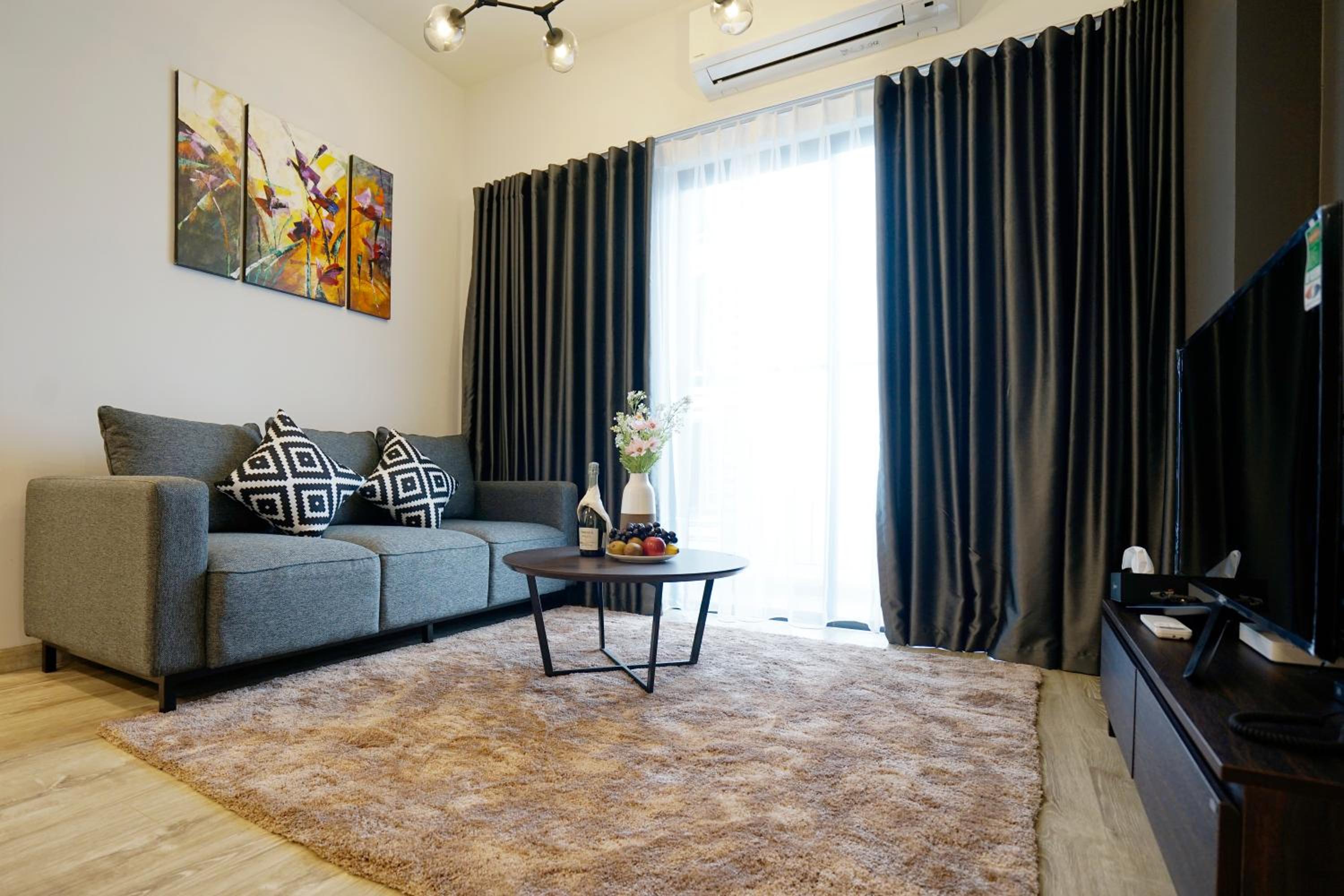 Deluxe Apartment