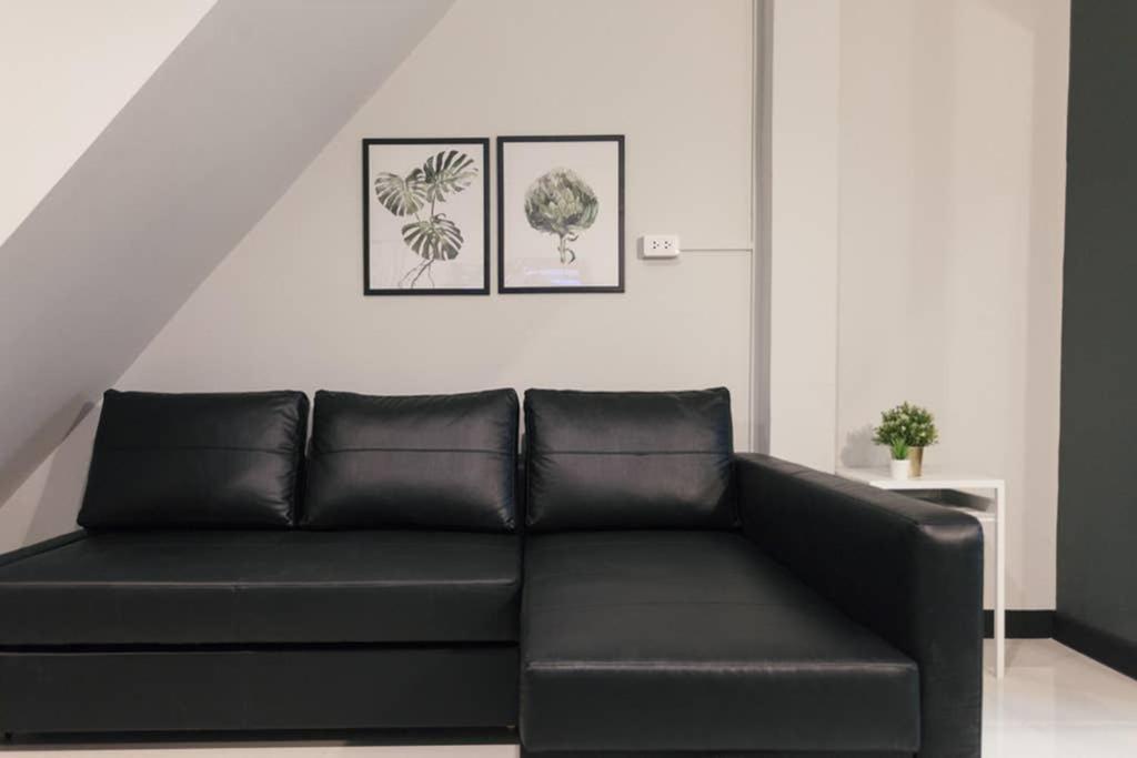 Two-Bedroom Apartment photo 2