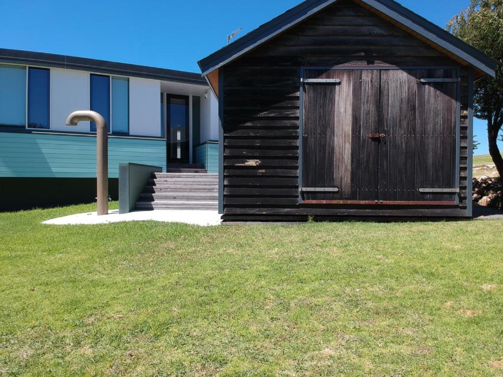 Four-Bedroom House photo 2