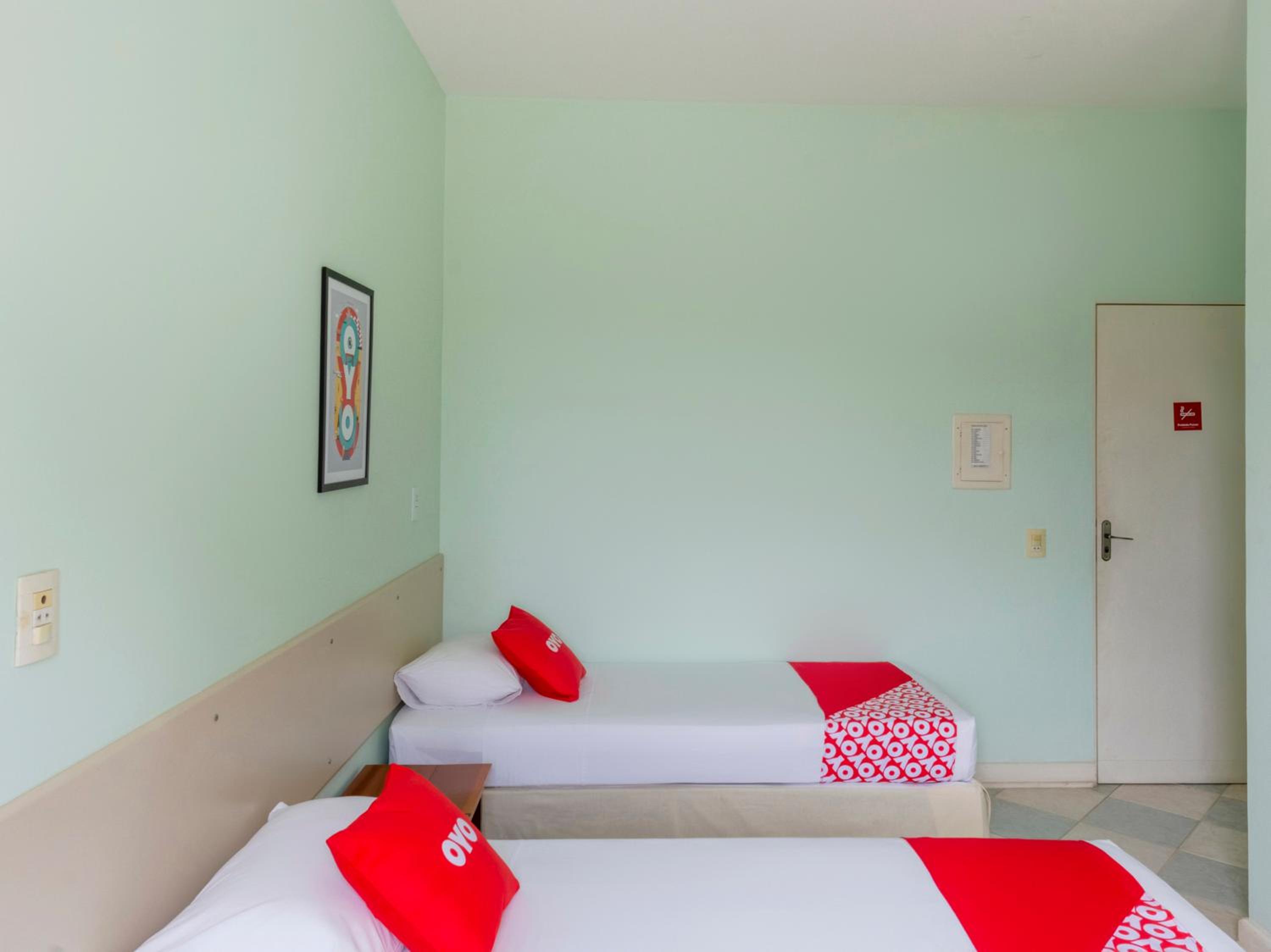 Triple Room (3 Single beds) - Photo 2
