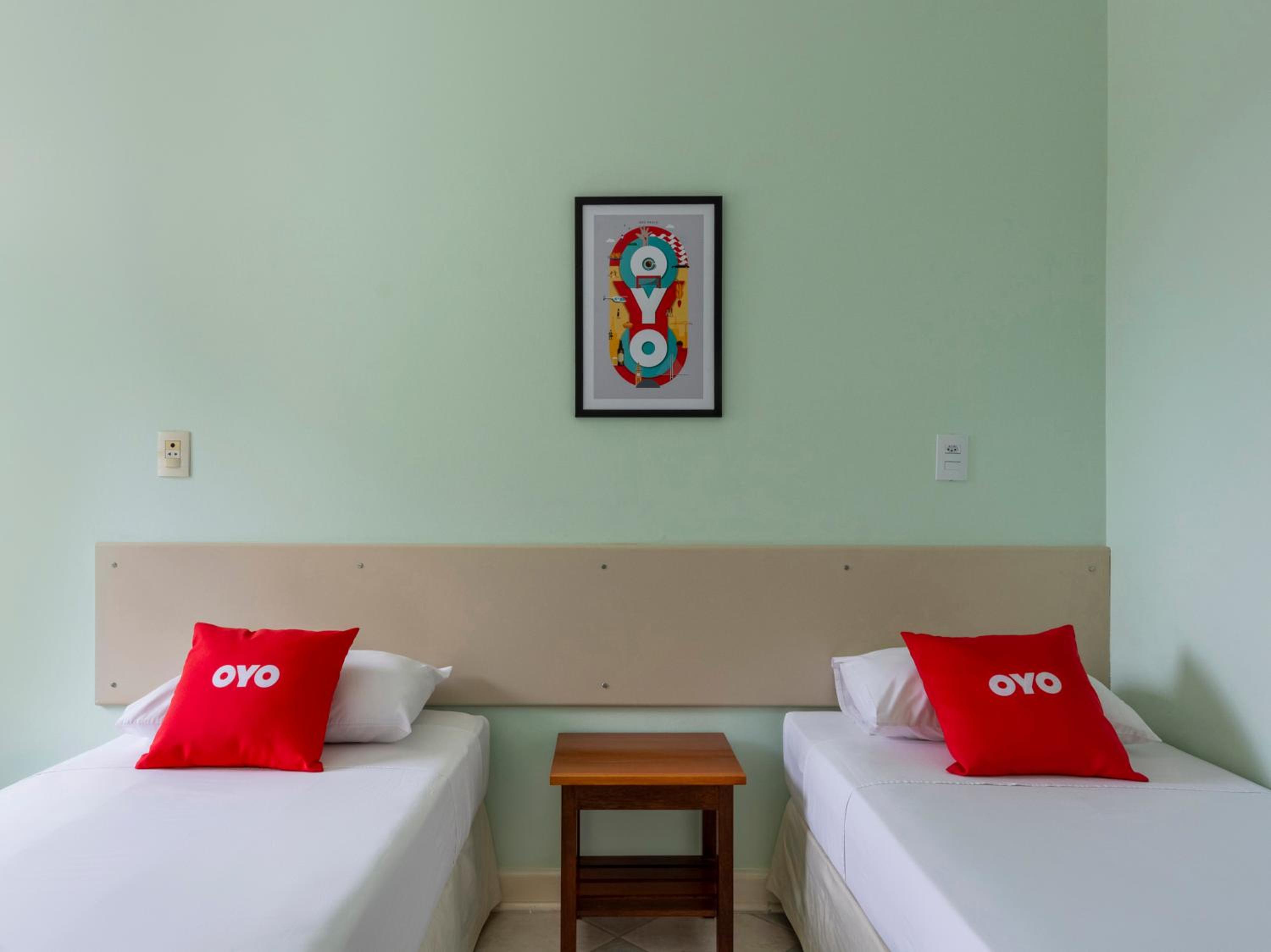 Twin Room - Photo 3