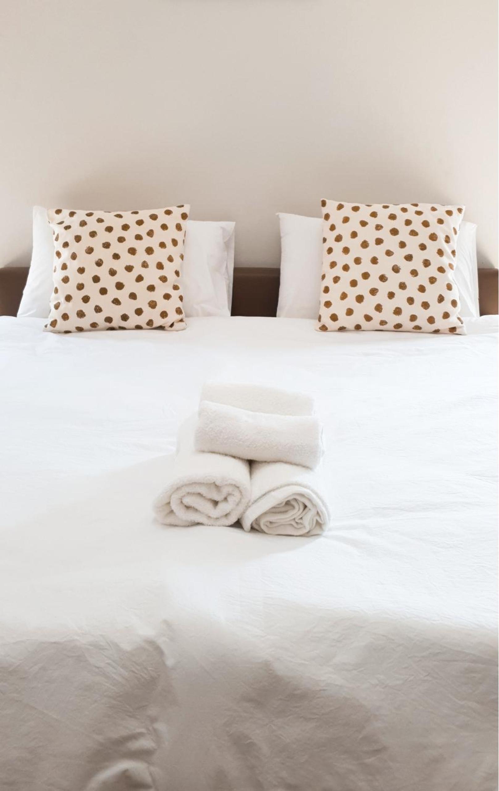 Studio Apartment - Photo 4