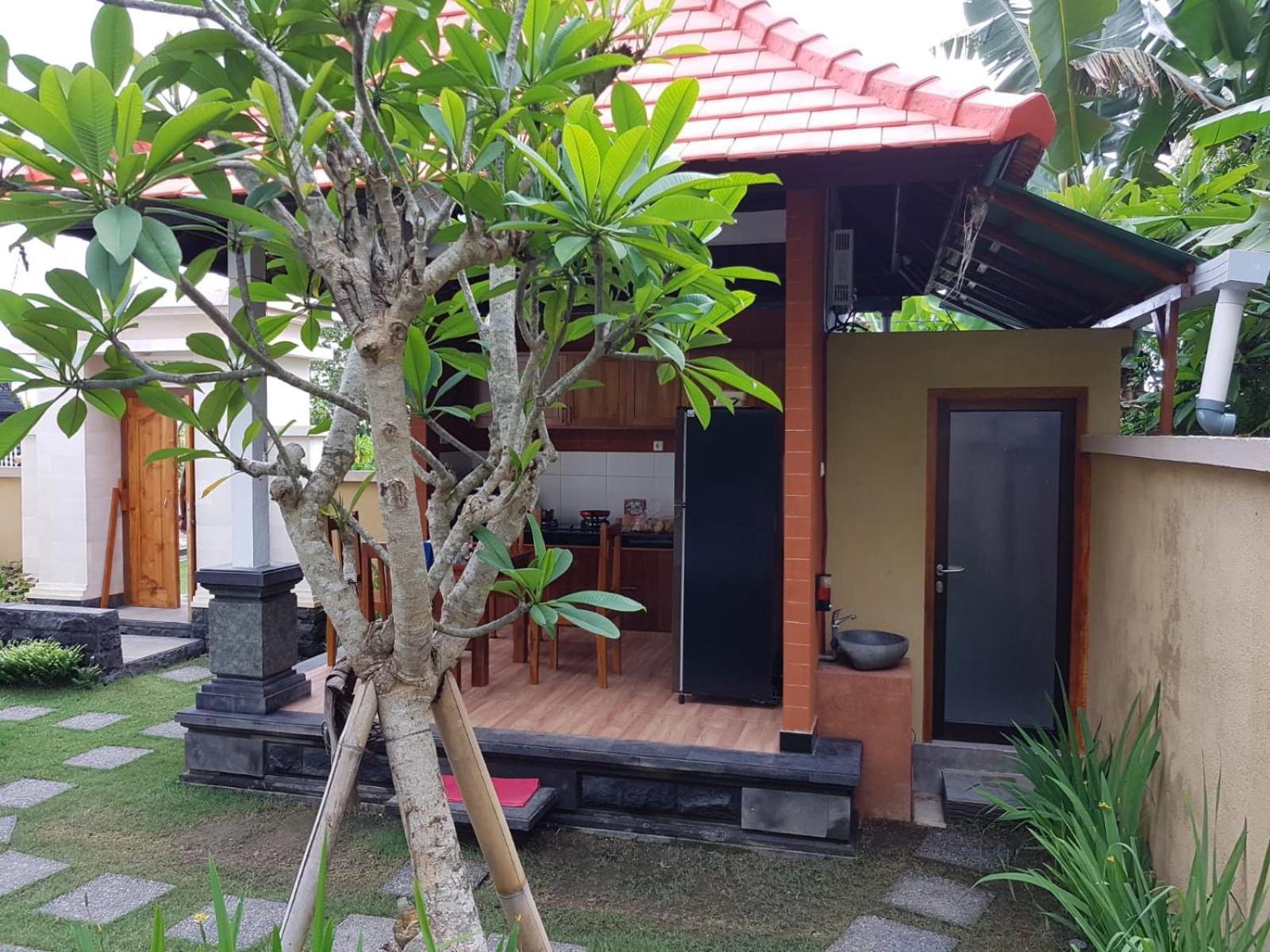 Three-Bedroom Villa - Photo 10
