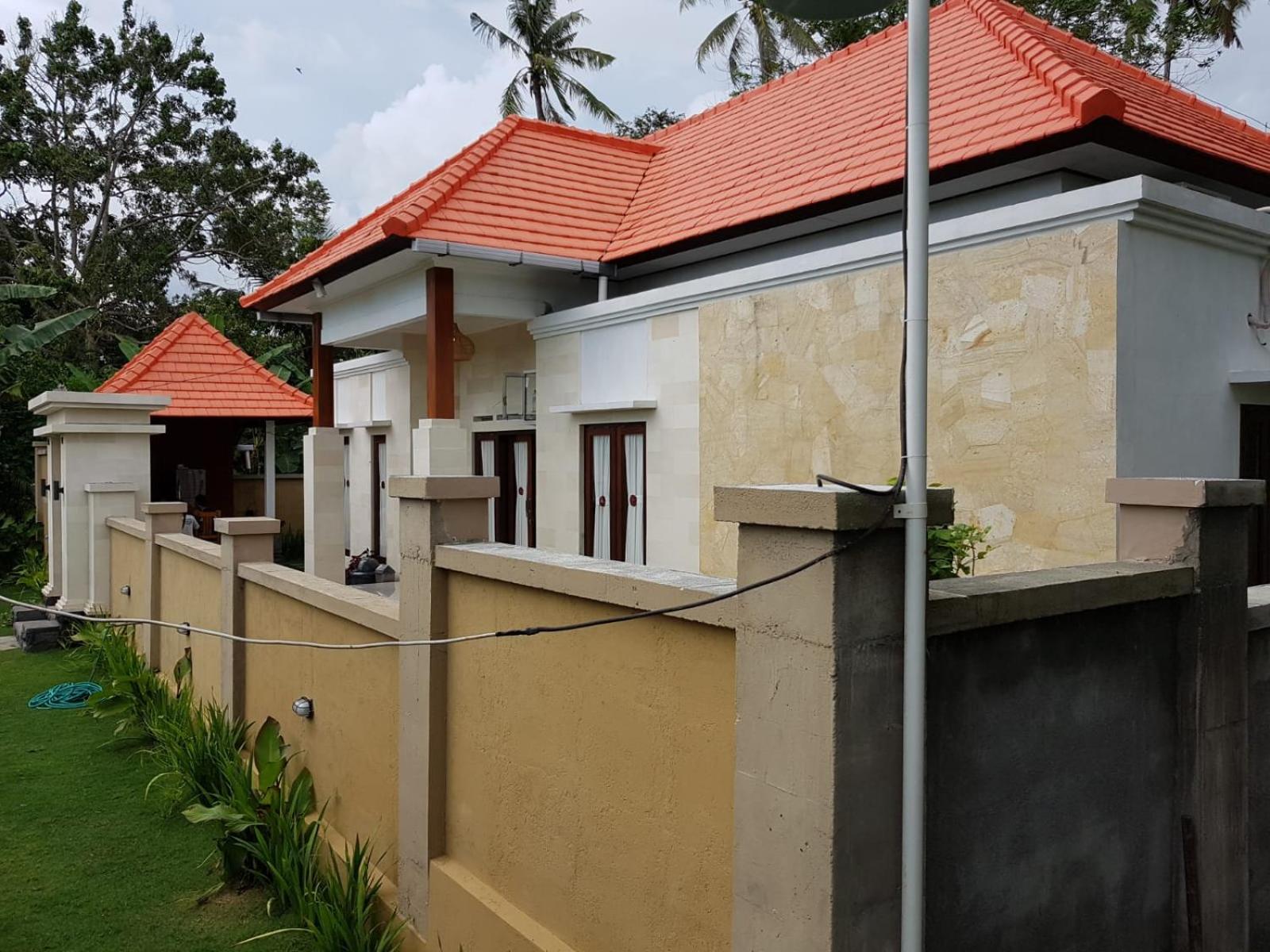Three-Bedroom Villa - Photo 9