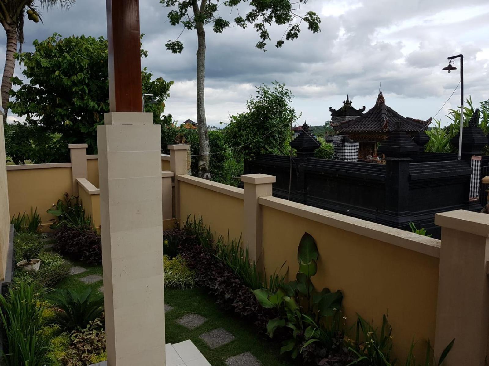 Three-Bedroom Villa - Photo 6