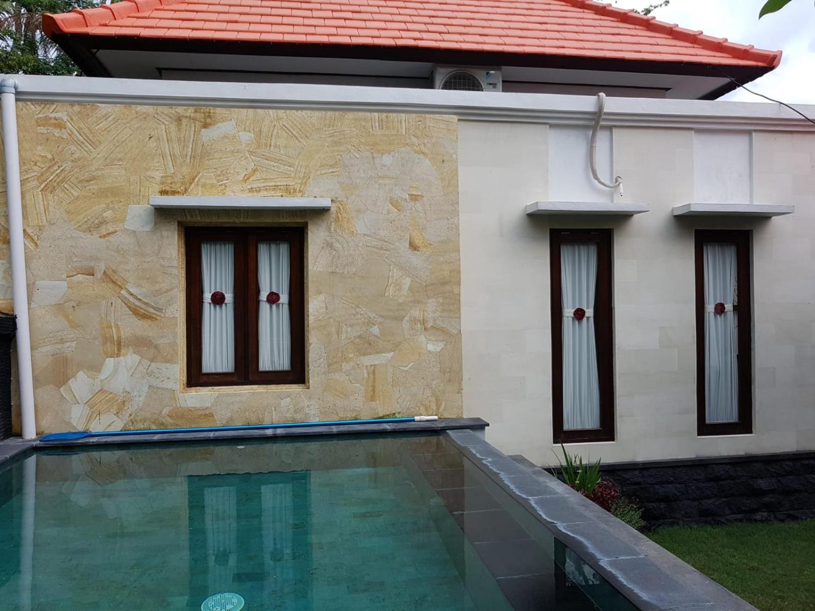Three-Bedroom Villa - Photo 5
