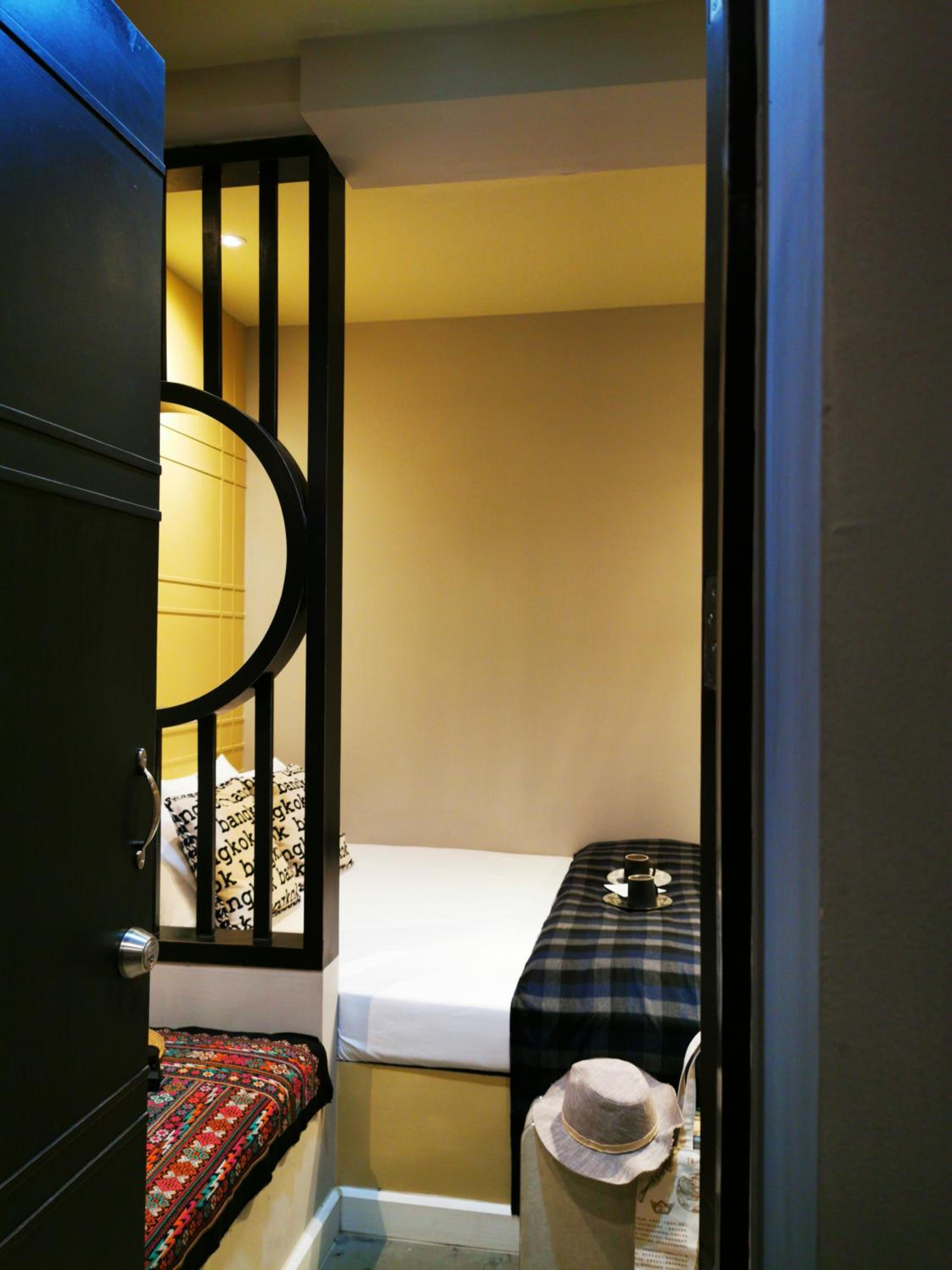 Deluxe Double Room with Shower photo 2