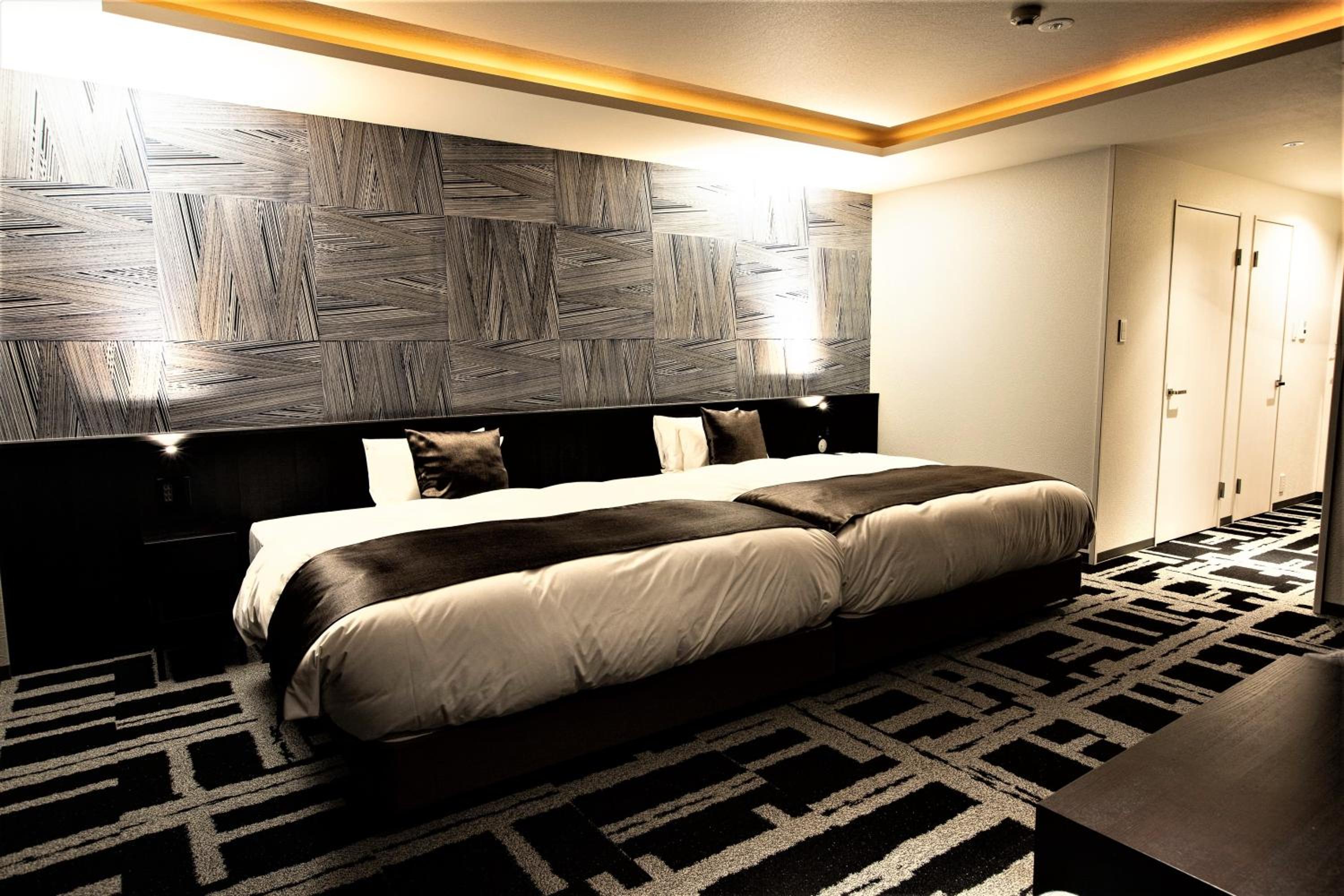 Deluxe Twin Room - Photo 3