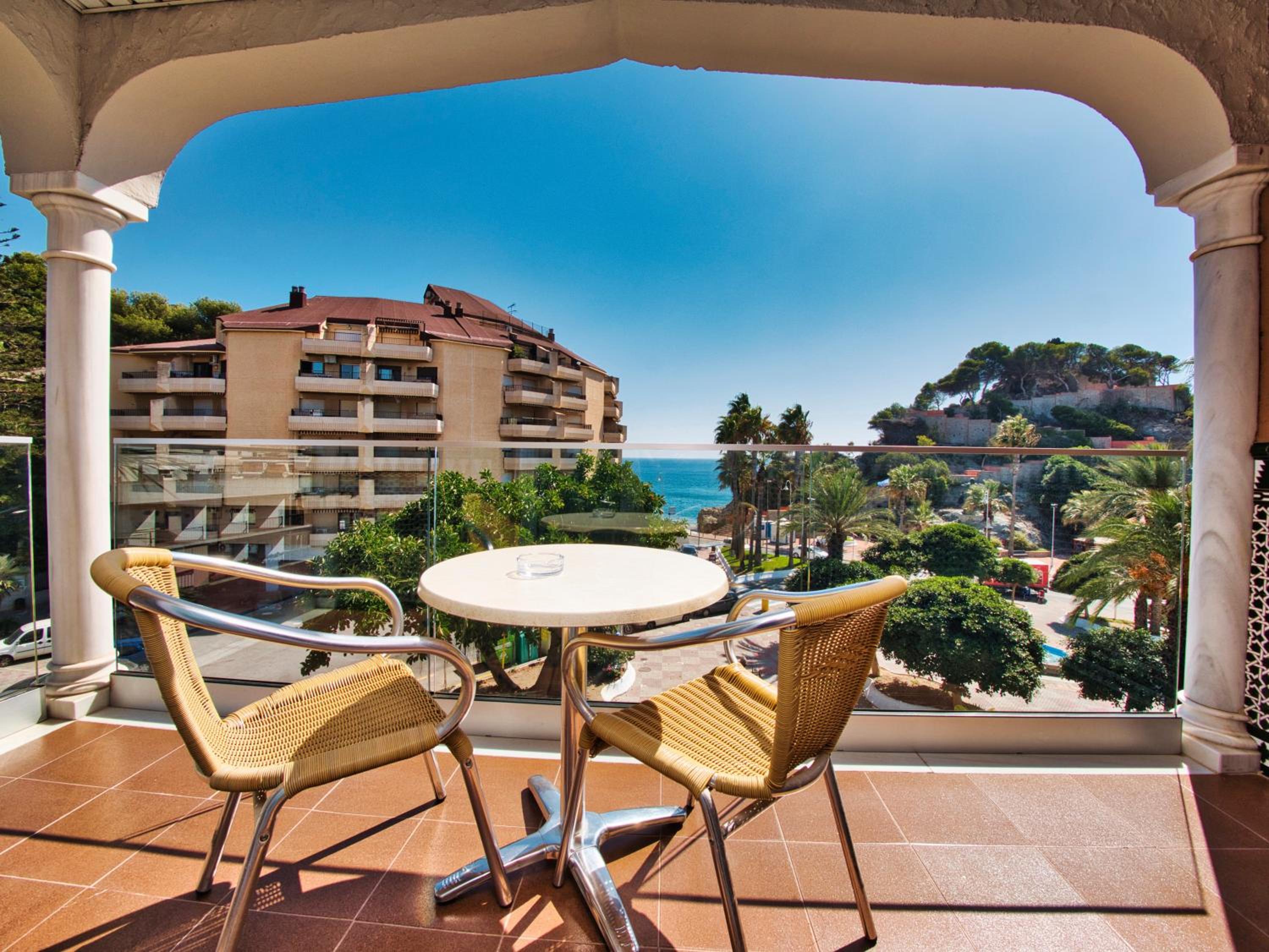 Triple Room with Balcony photo 2