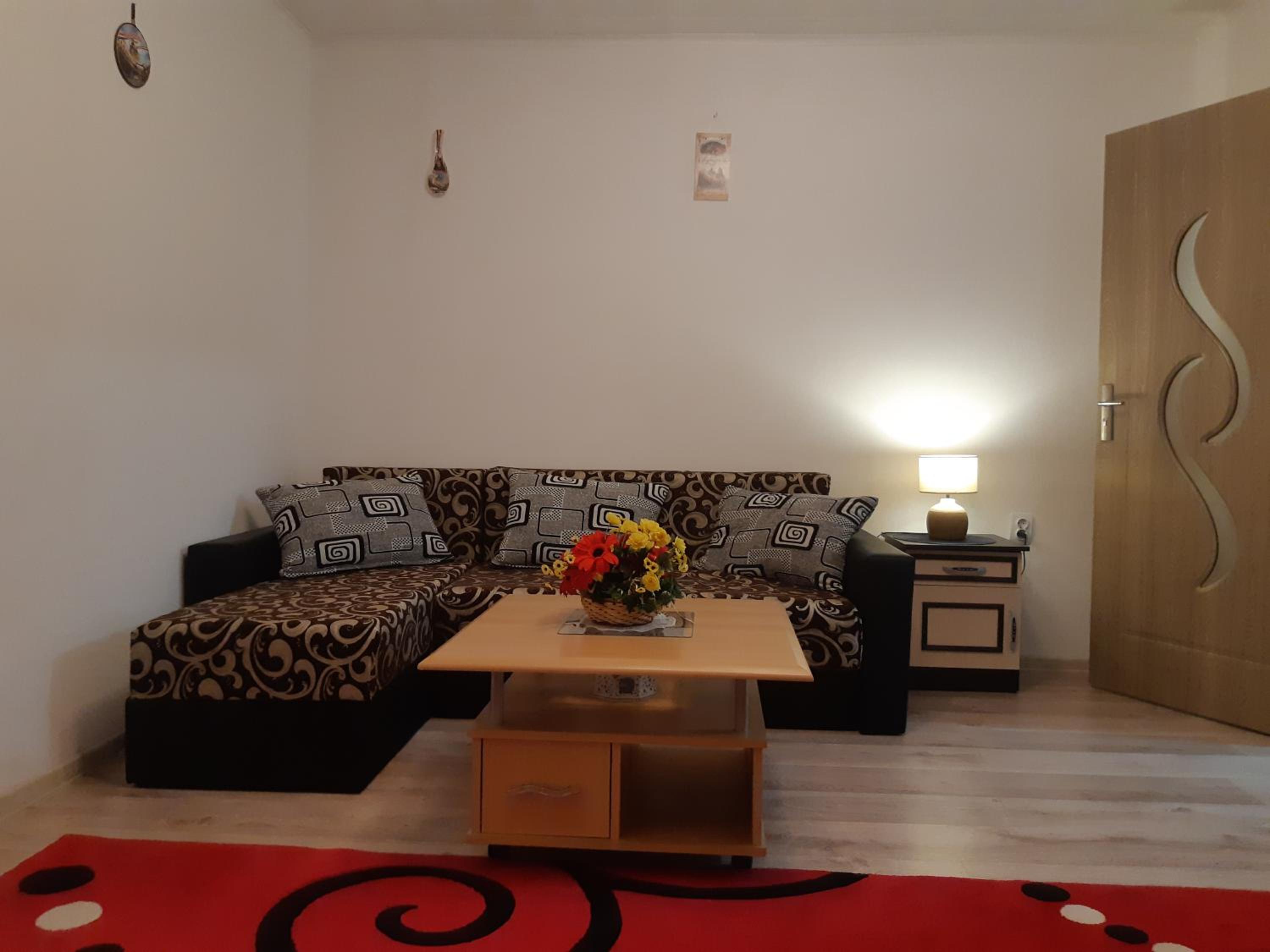 One-Bedroom Apartment - Photo 34
