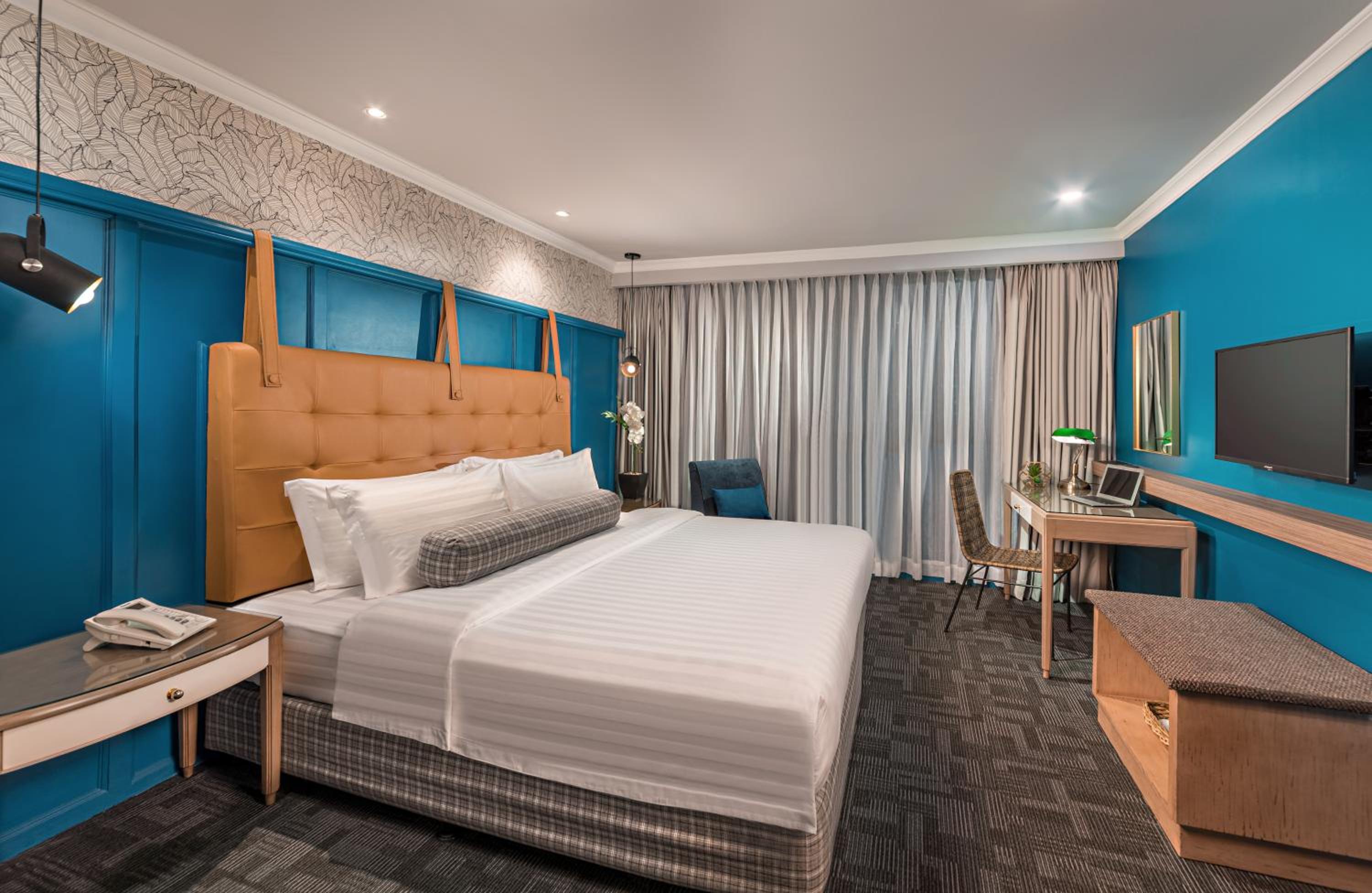 Principal Suite - Photo 2