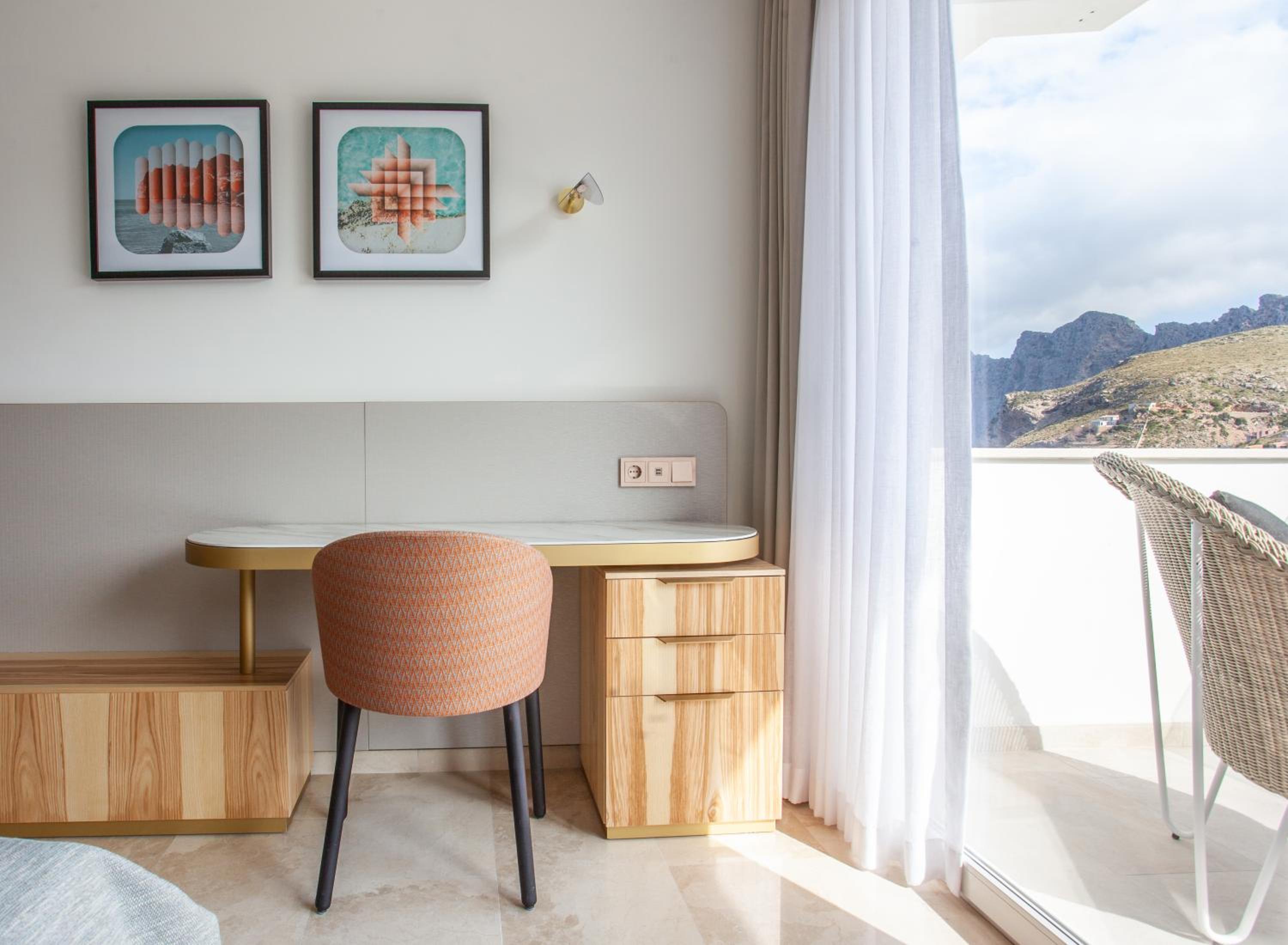 Double Room with Sea View (1 Adult) - Photo 5