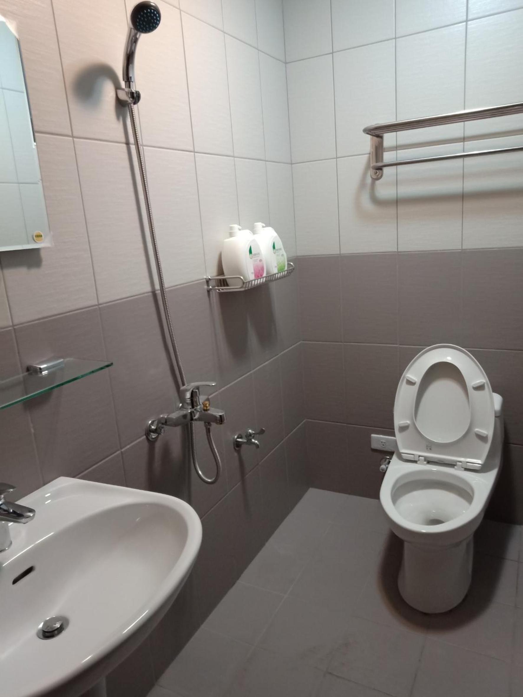 Japanese-Style Quadruple Room photo 3