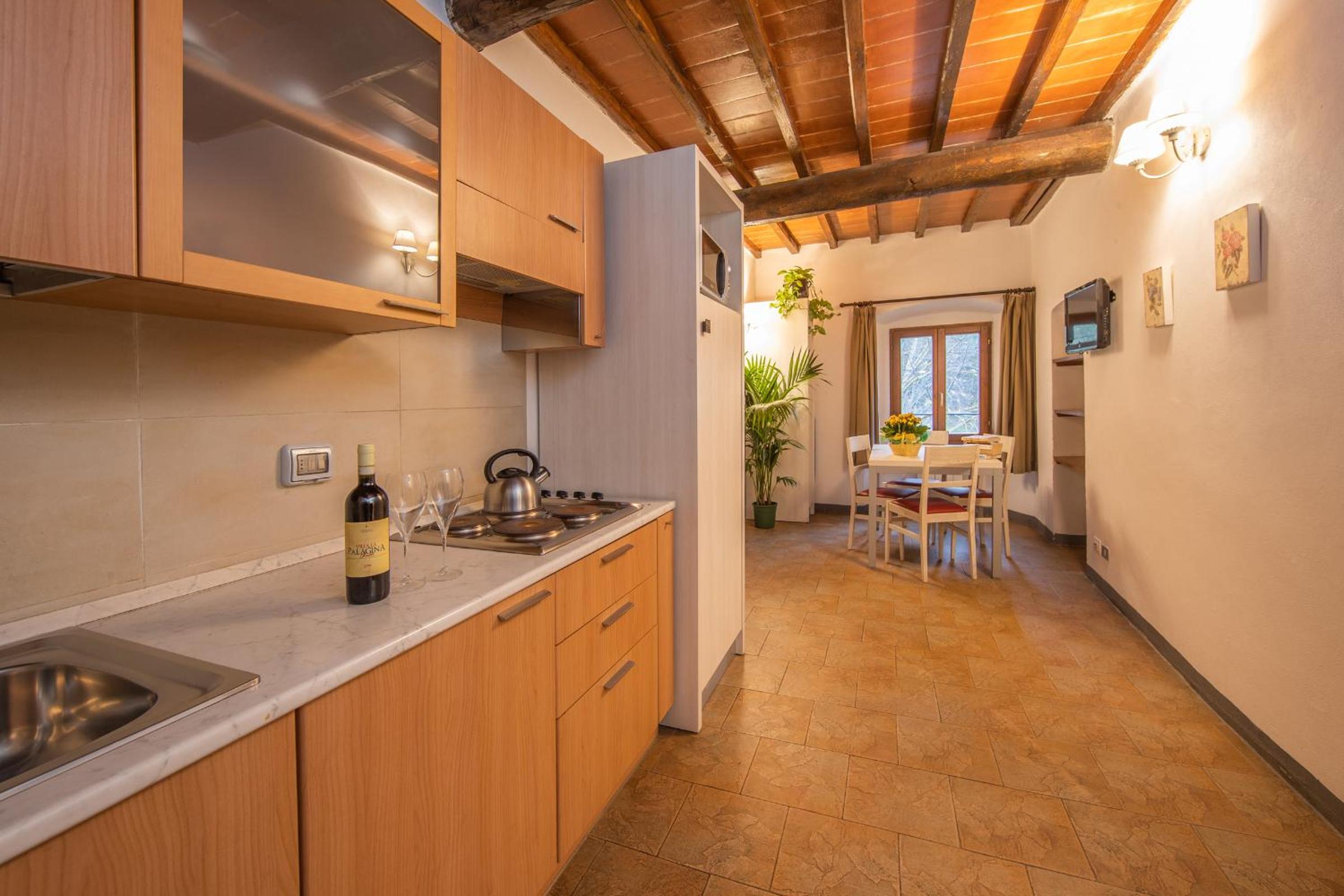 One-Bedroom Apartment - Photo 3