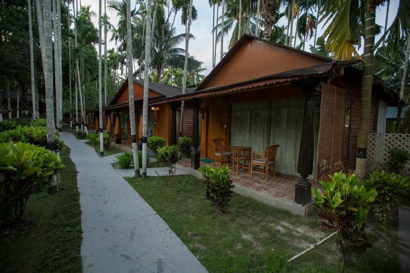 Double Room with Pool View photo 2