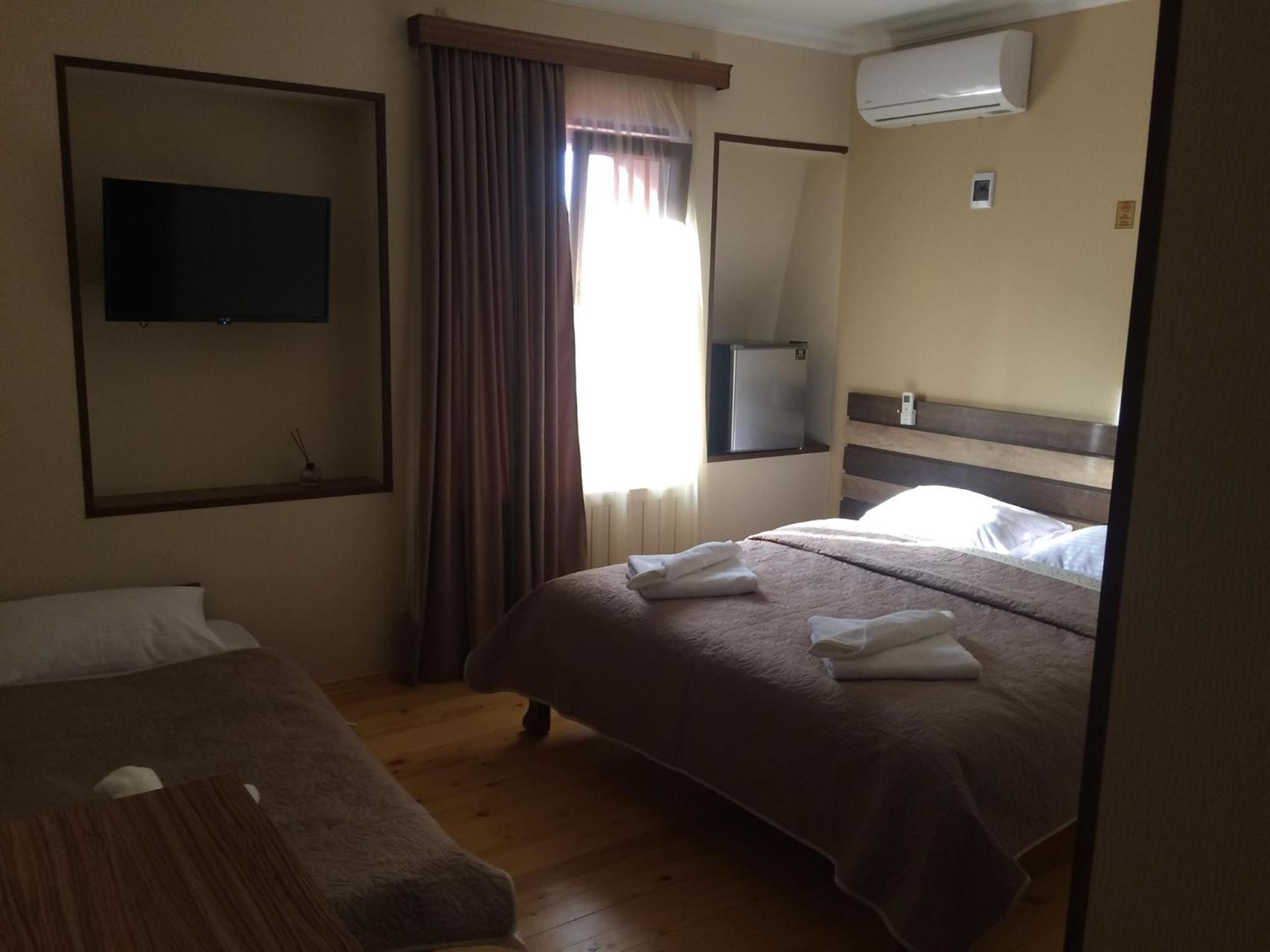 Triple Room with Shower photo 1