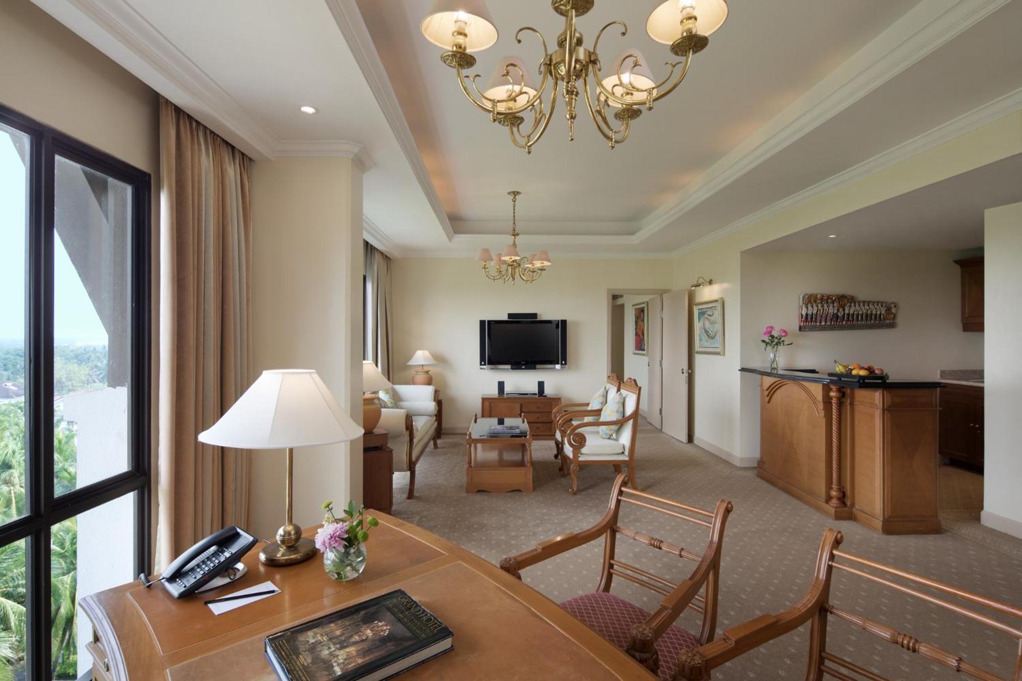 Aryaduta Suite - Photo 1