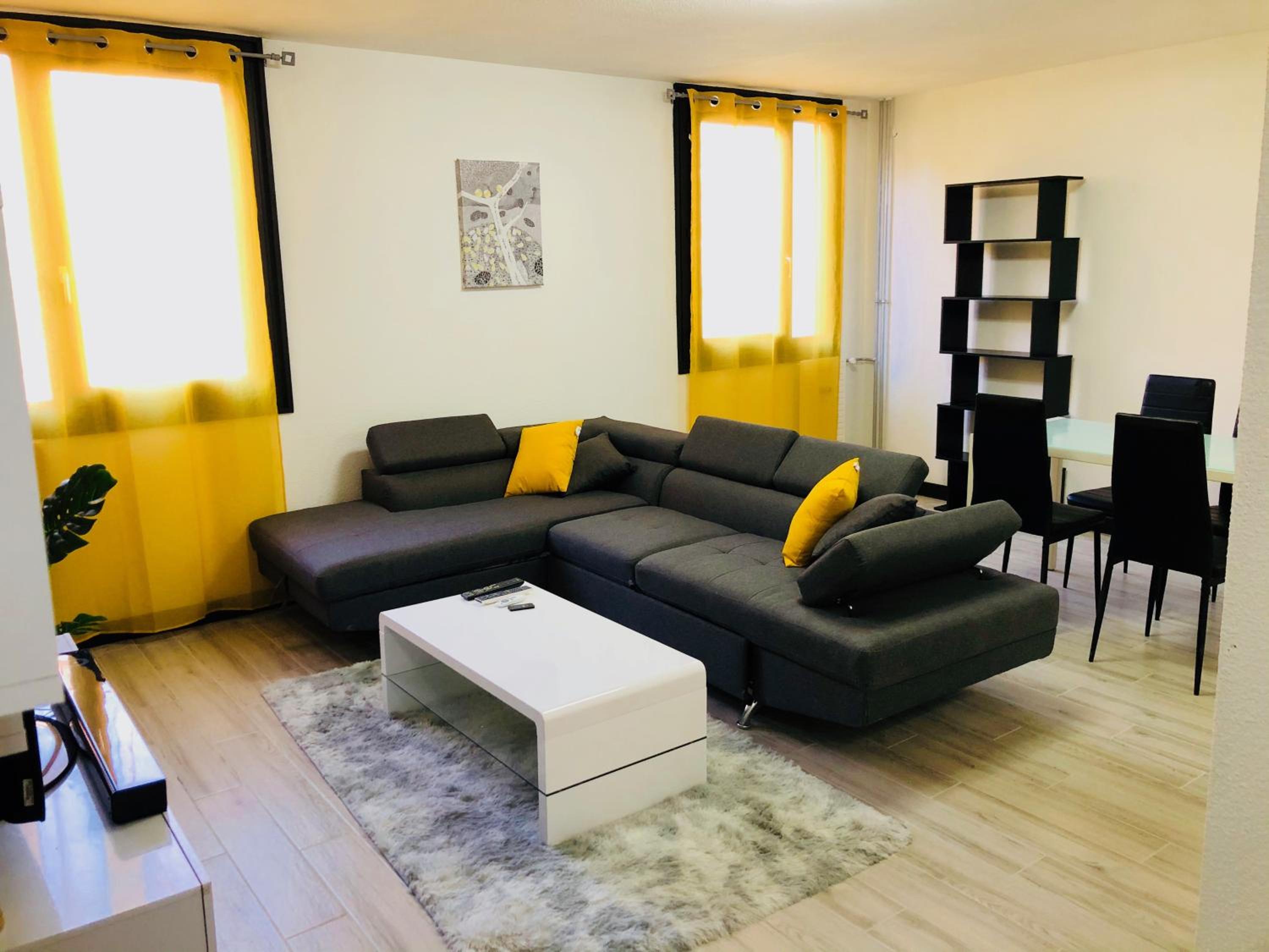 Superior Apartment photo 1