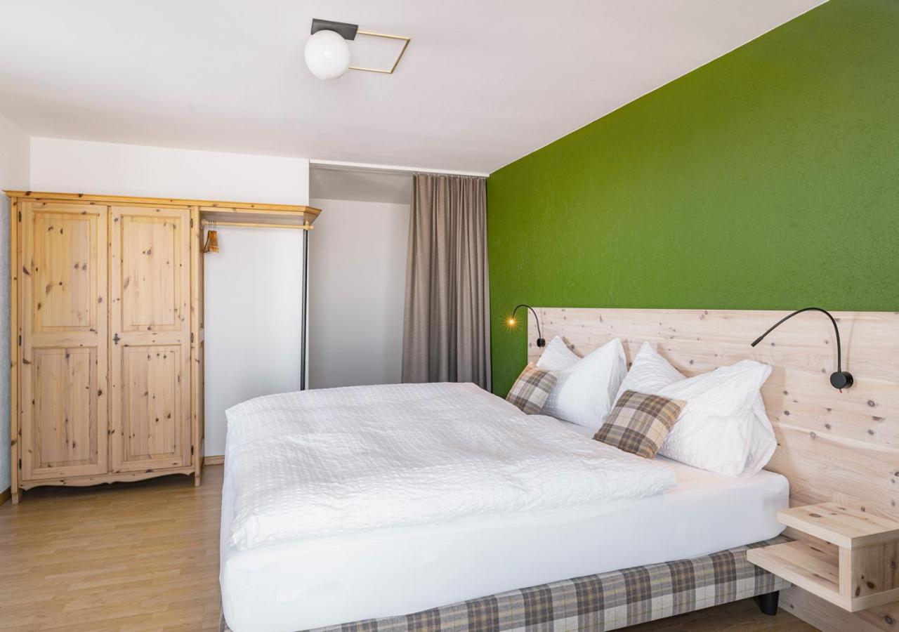 Deluxe Double Room with Balcony photo 3