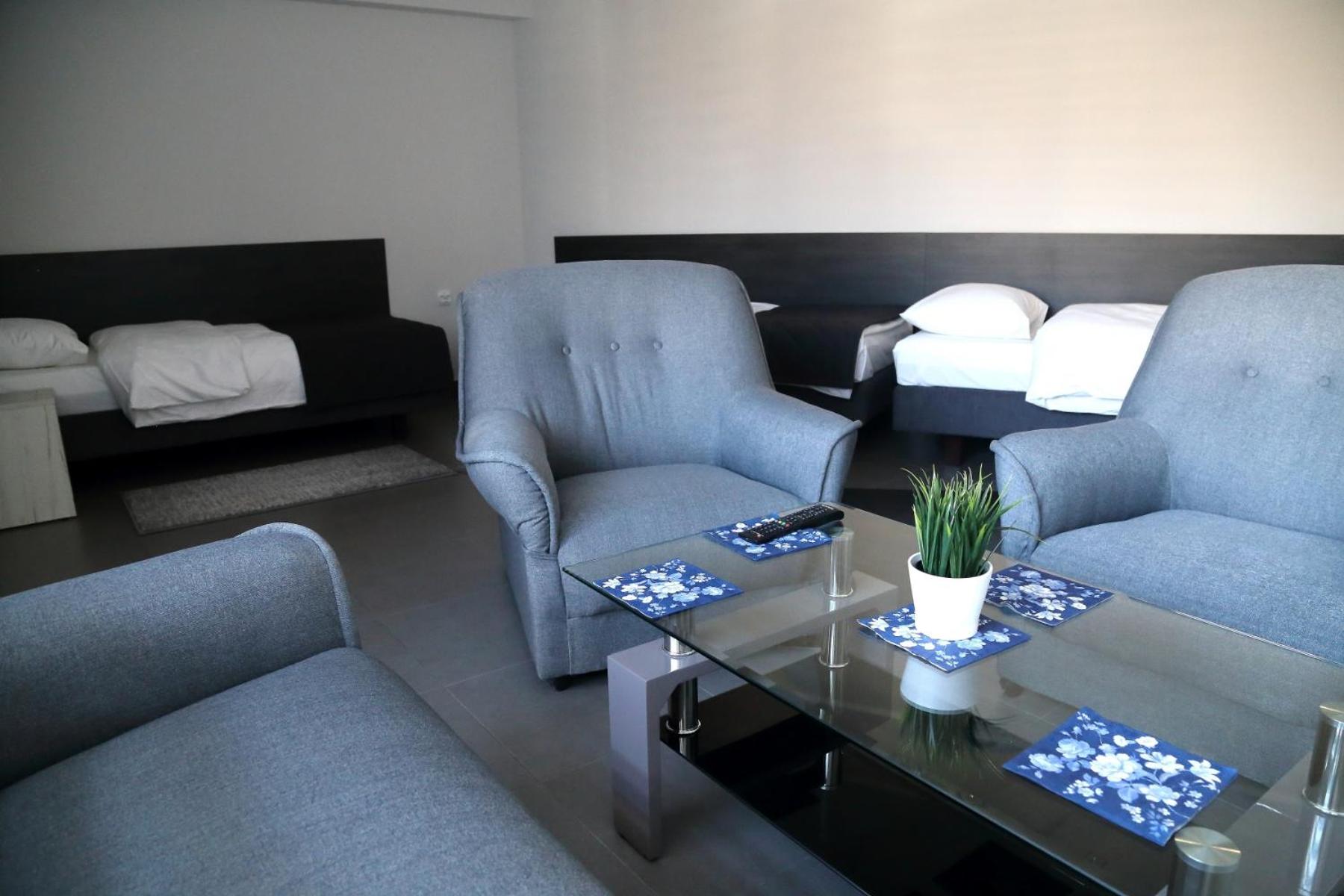 Triple Room with Shared Bathroom photo 1