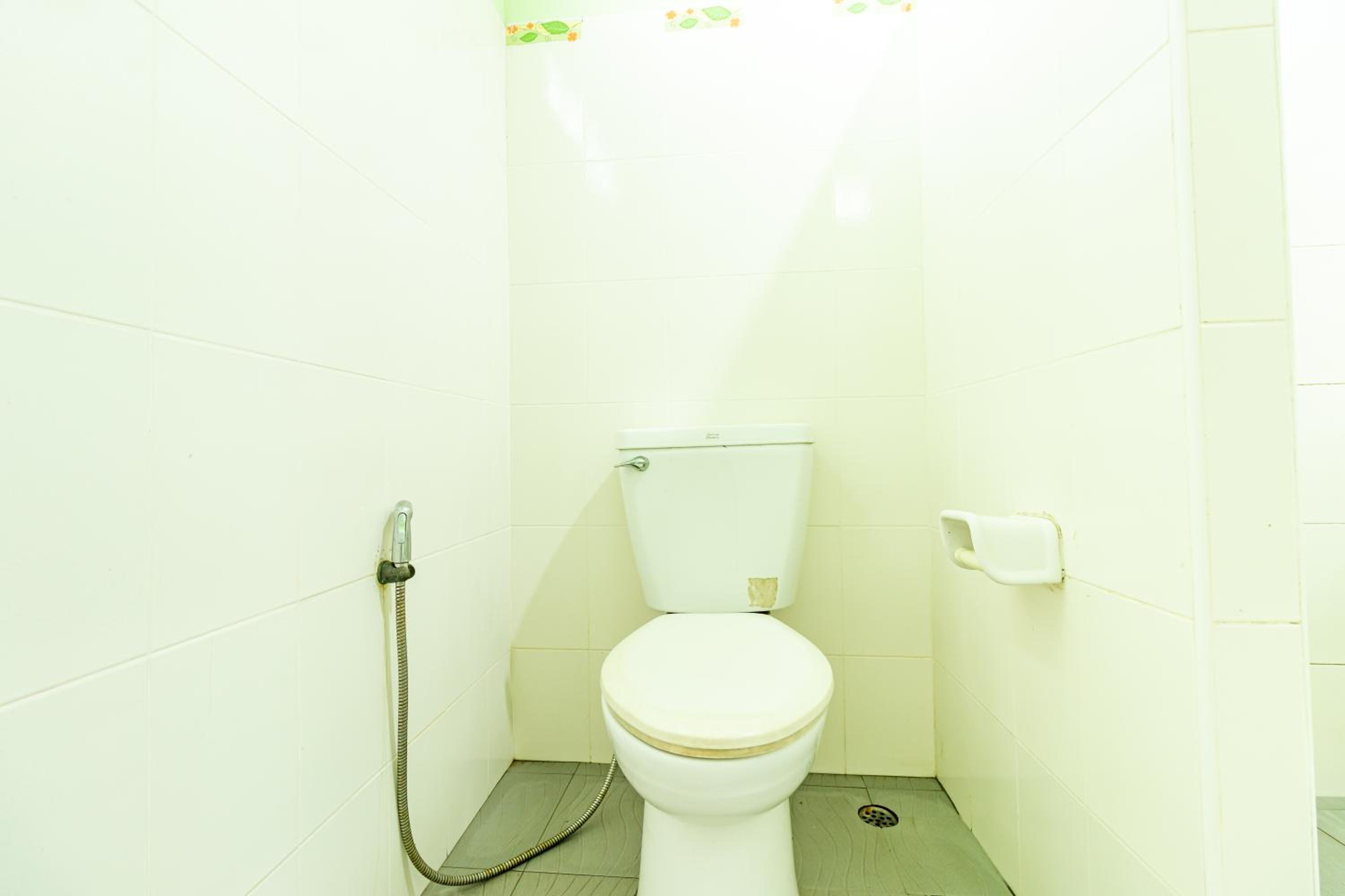 Double Room - Photo 7