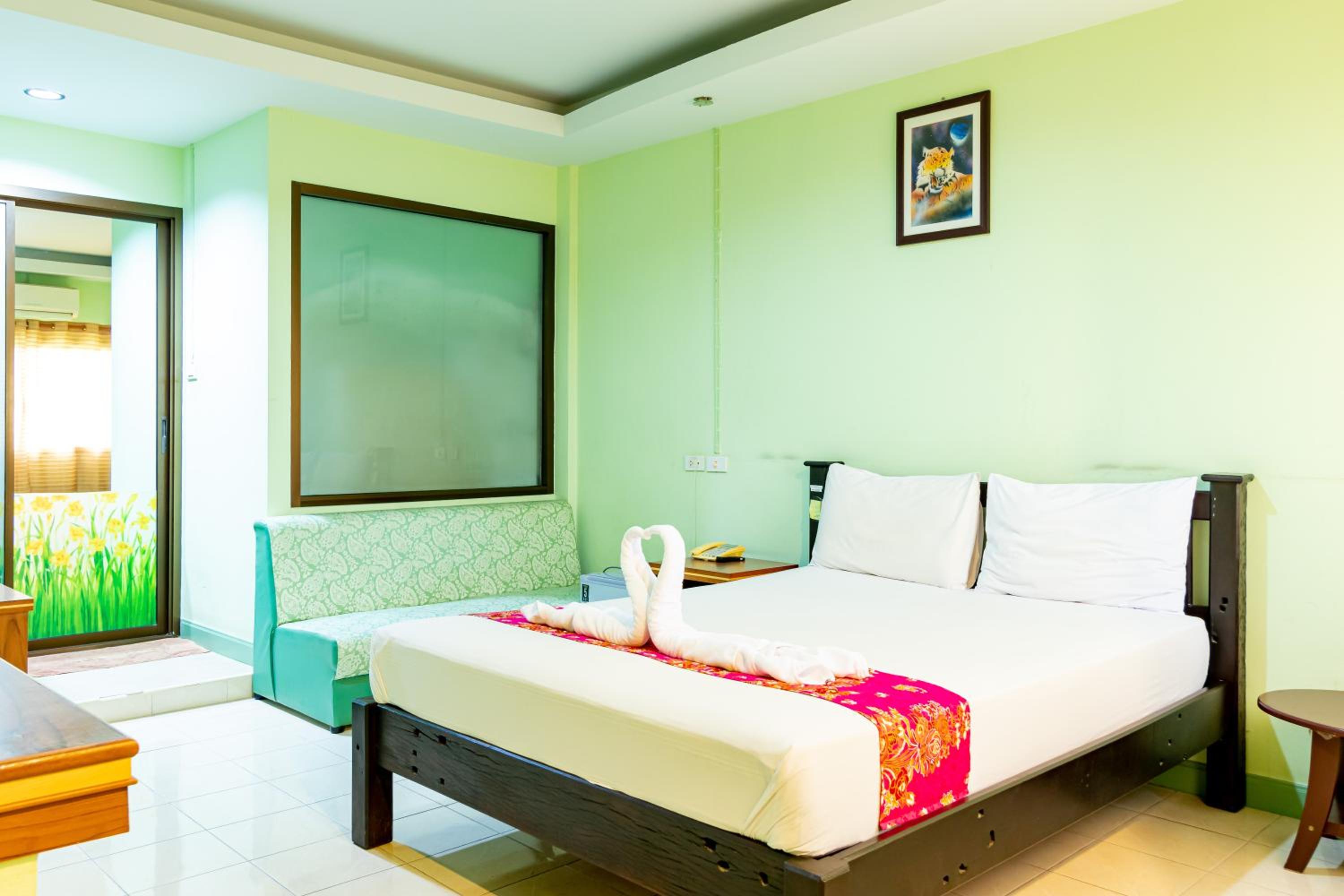 Standard Double Room - Photo 4