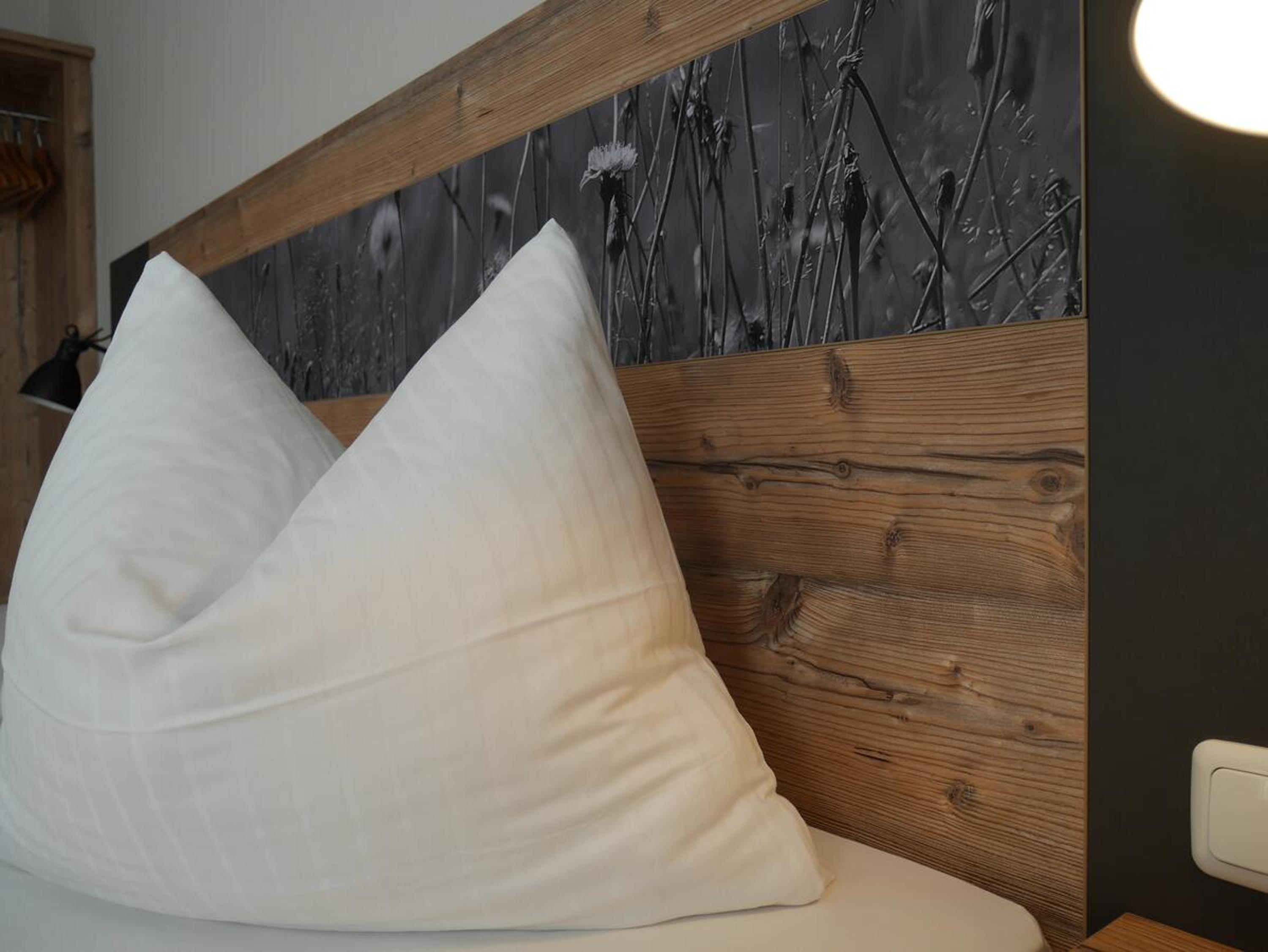 Double or Twin Room - Photo 3