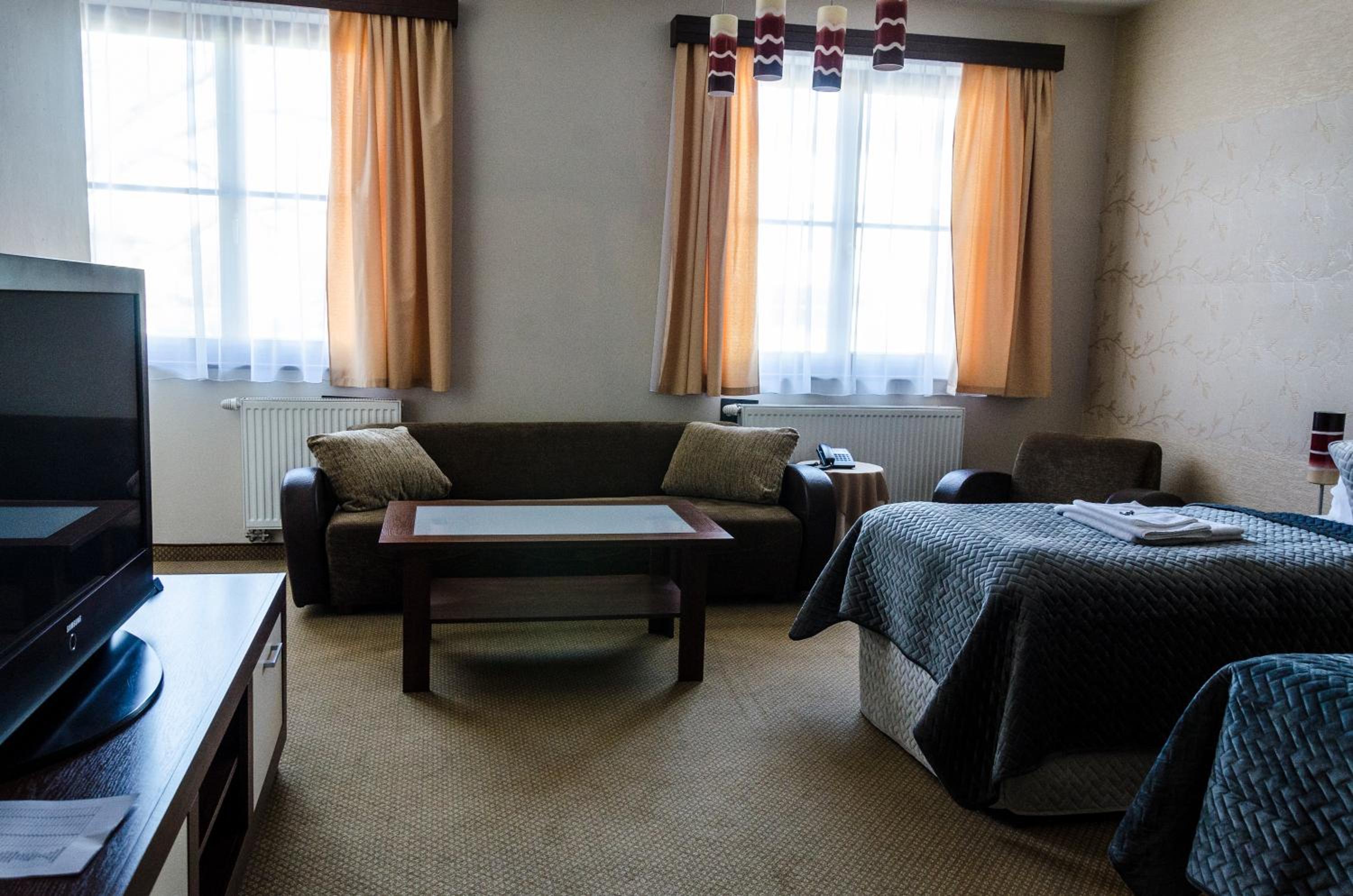 Suite - Photo 2