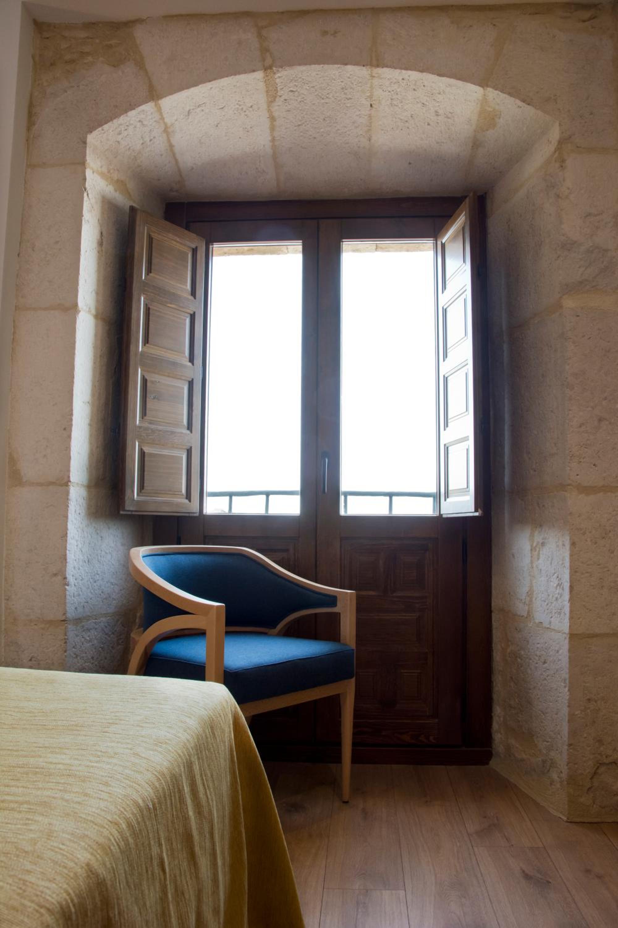 Twin Room - Photo 3