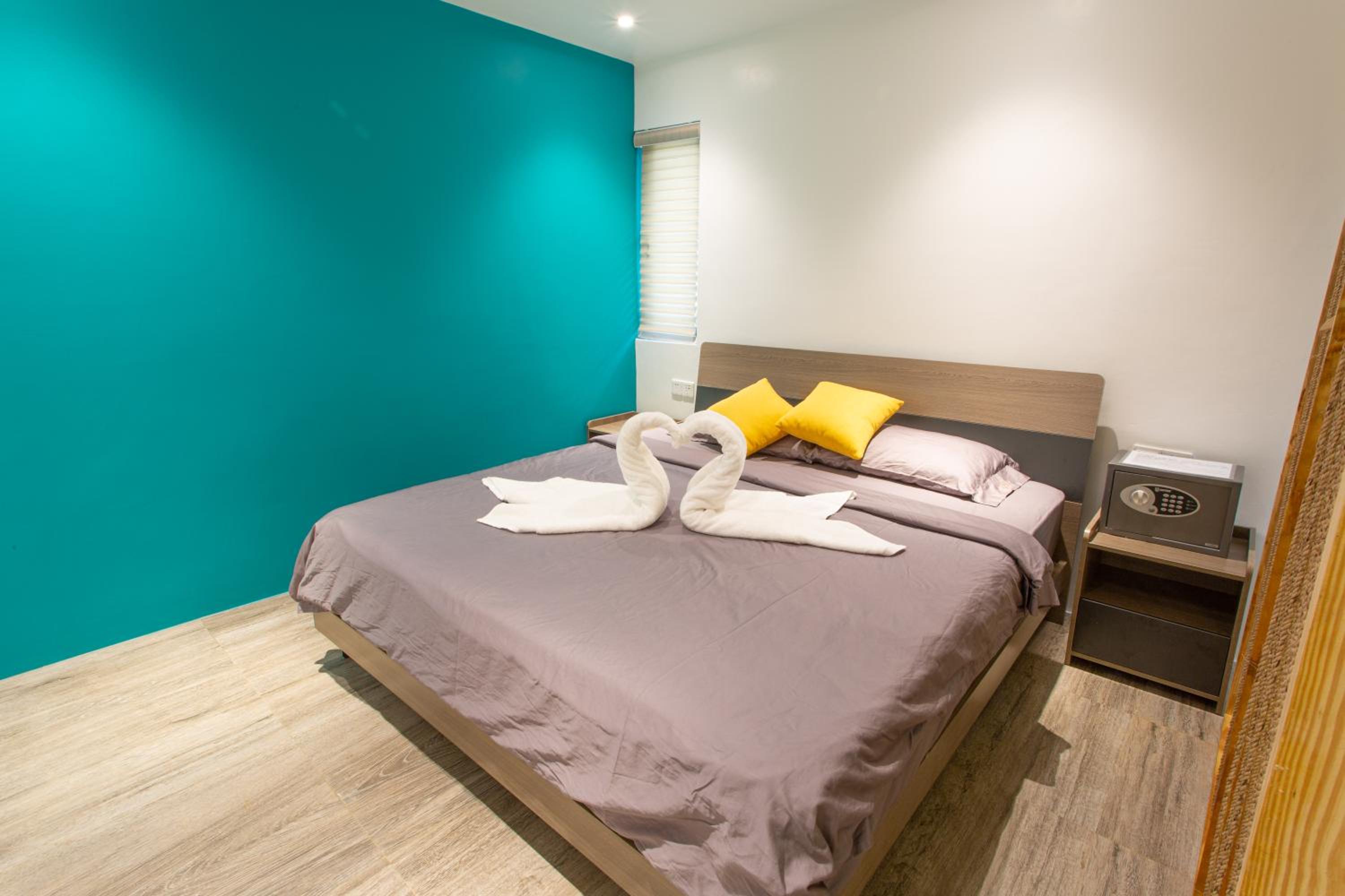 One-Bedroom Apartment - Photo 23