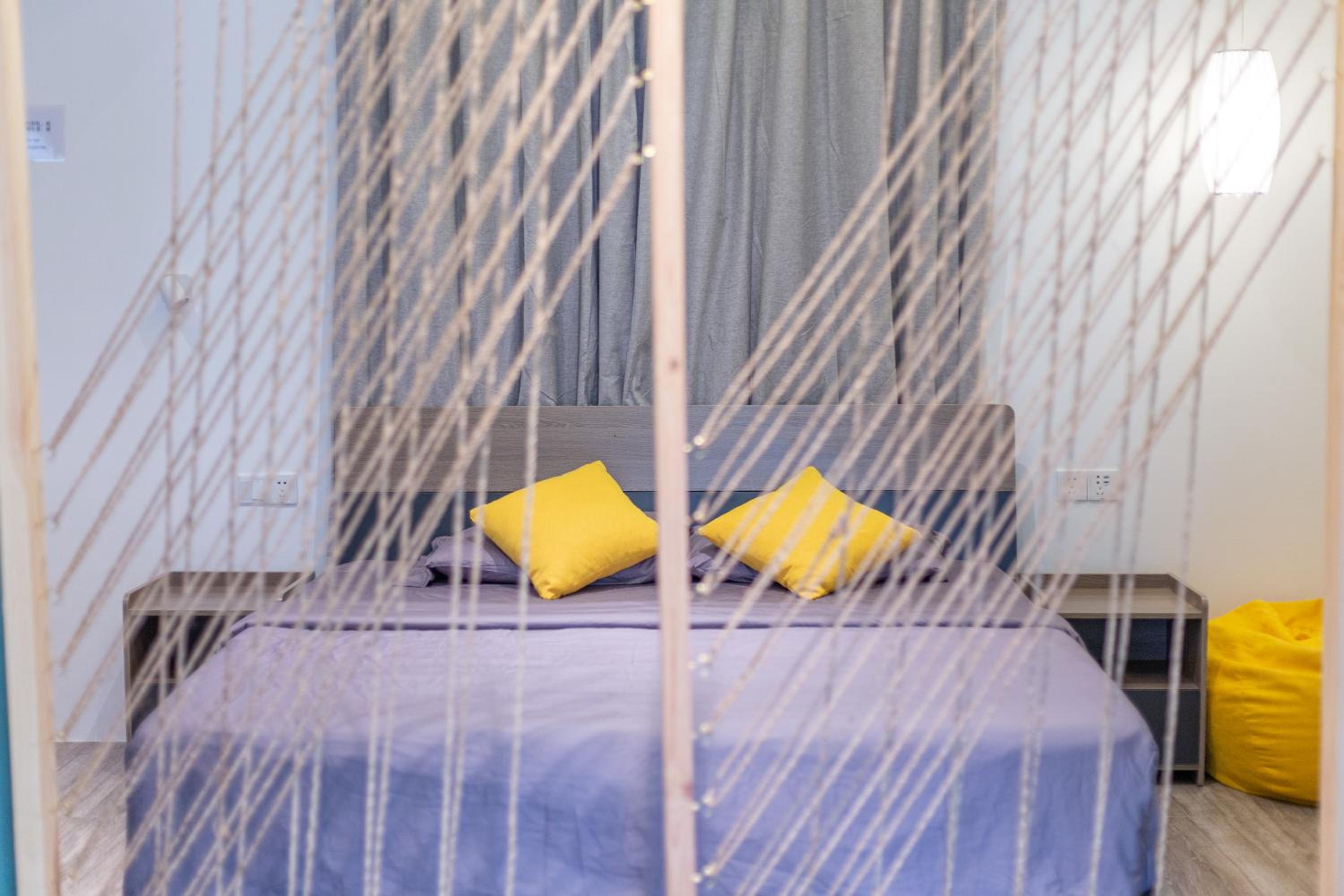 One-Bedroom Apartment - Photo 9