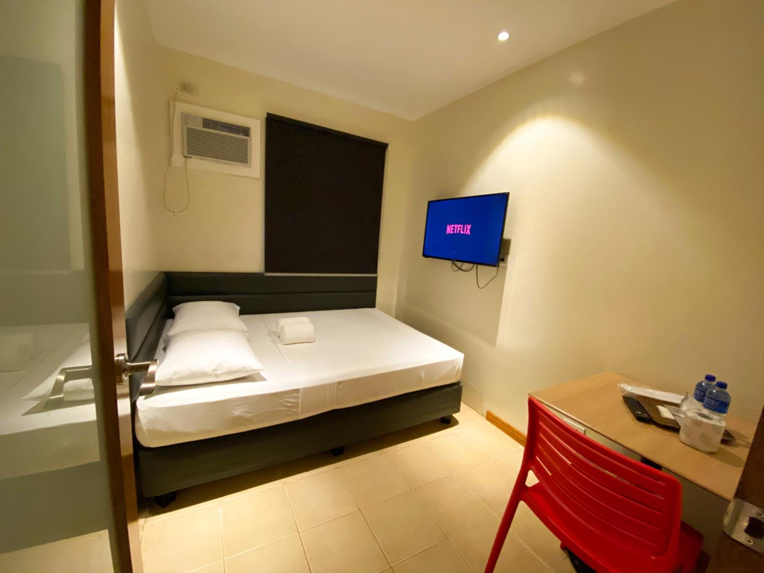 Double Room With Shared Bathroom