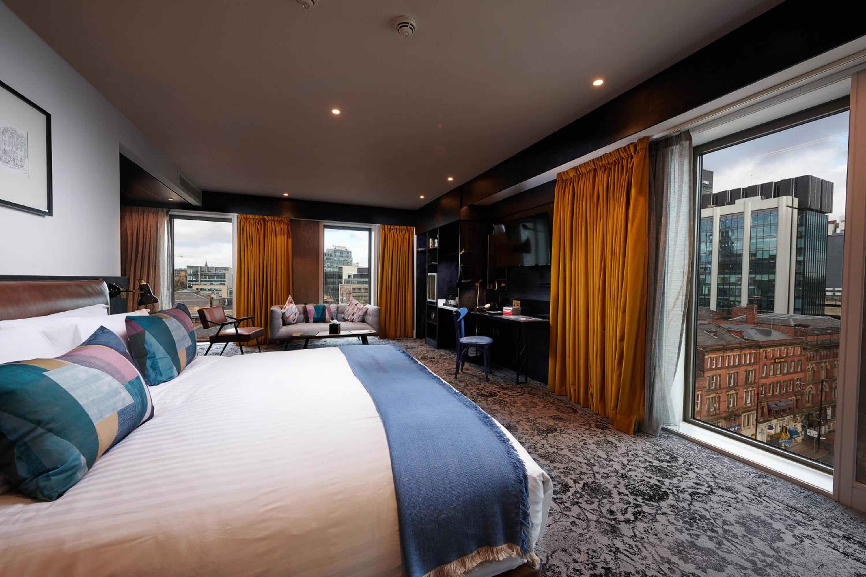 King Suite photo 2