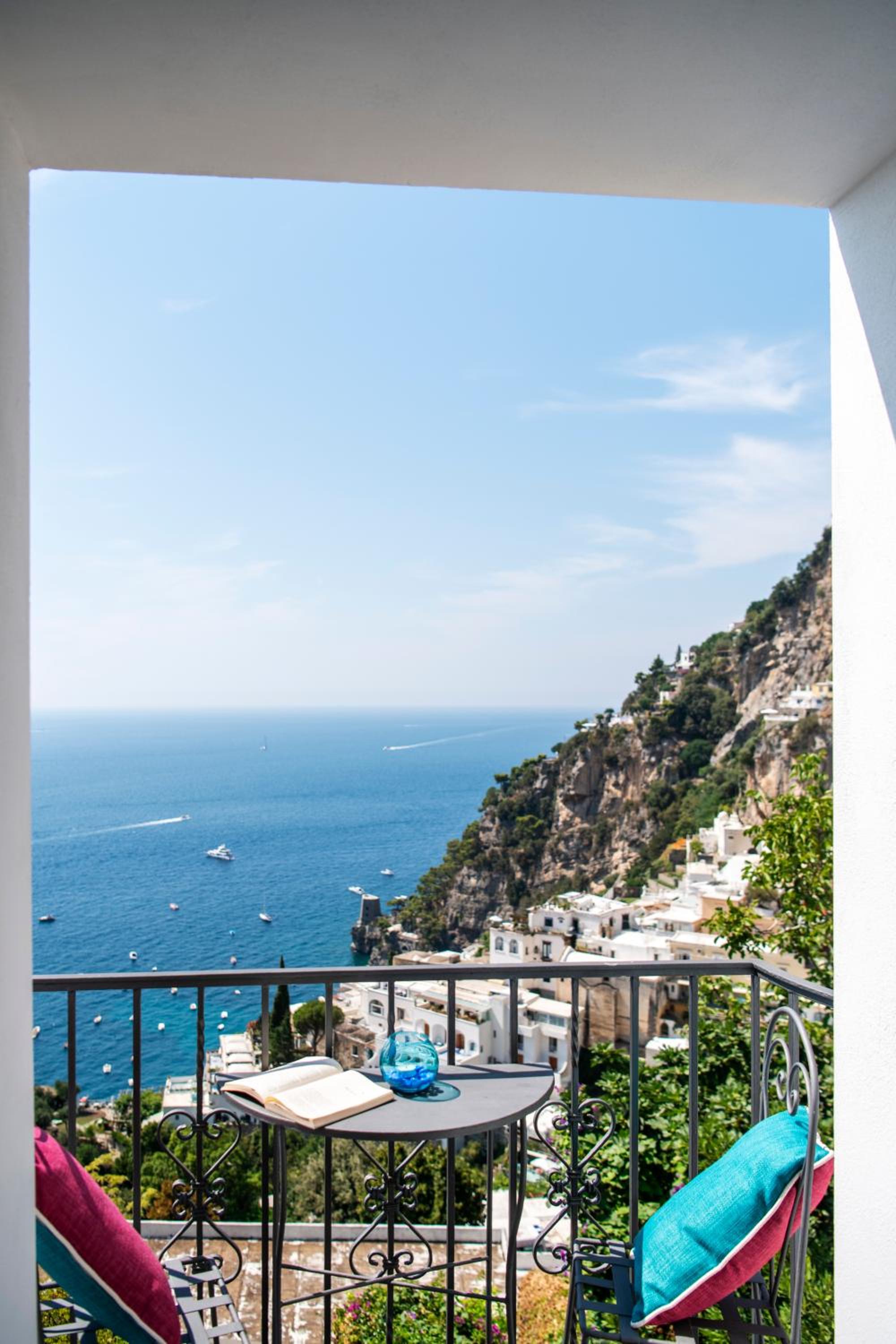 Double Room with Sea View - Photo 18