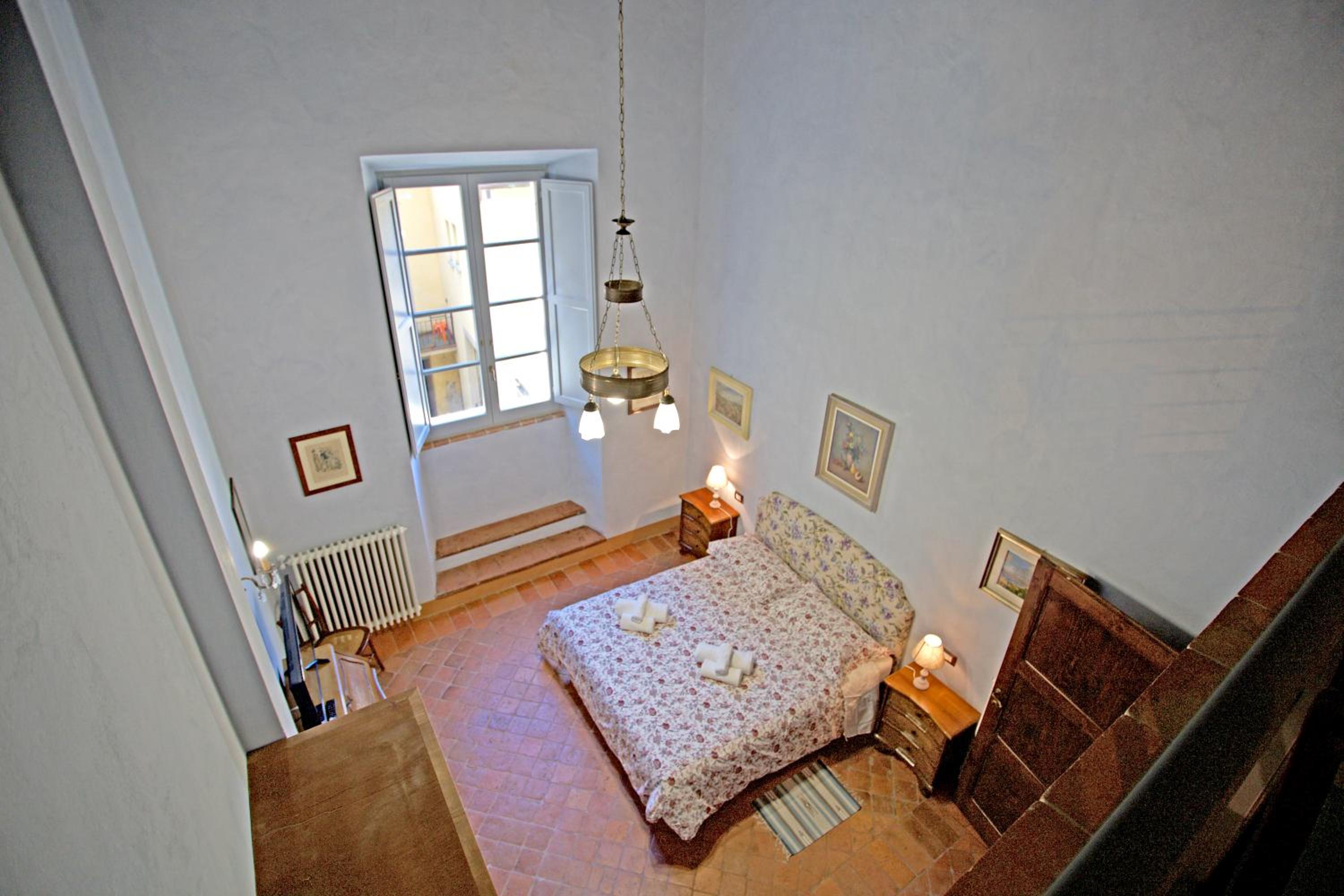 Three-Bedroom Apartment - Photo 36
