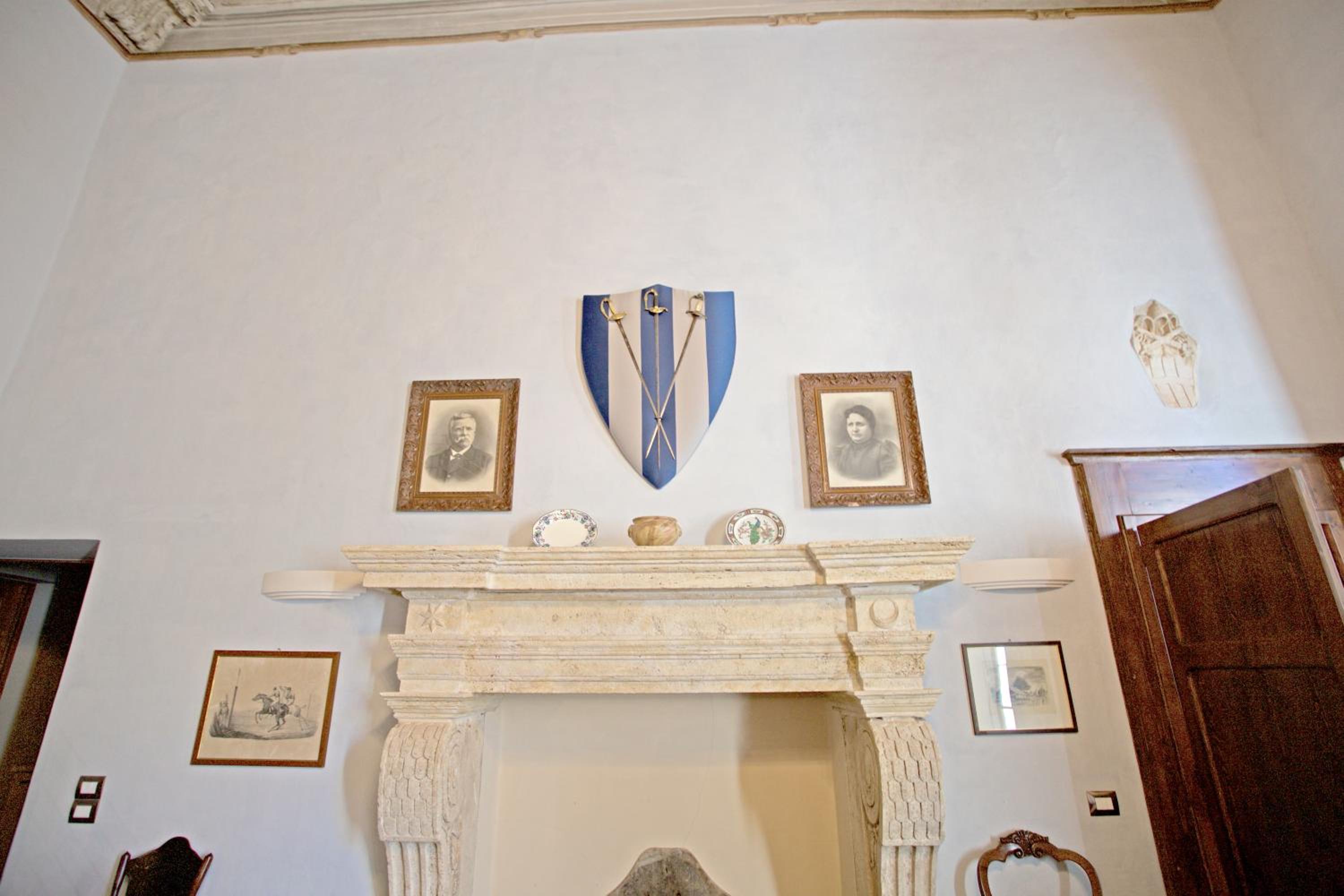 Three-Bedroom Apartment - Photo 37
