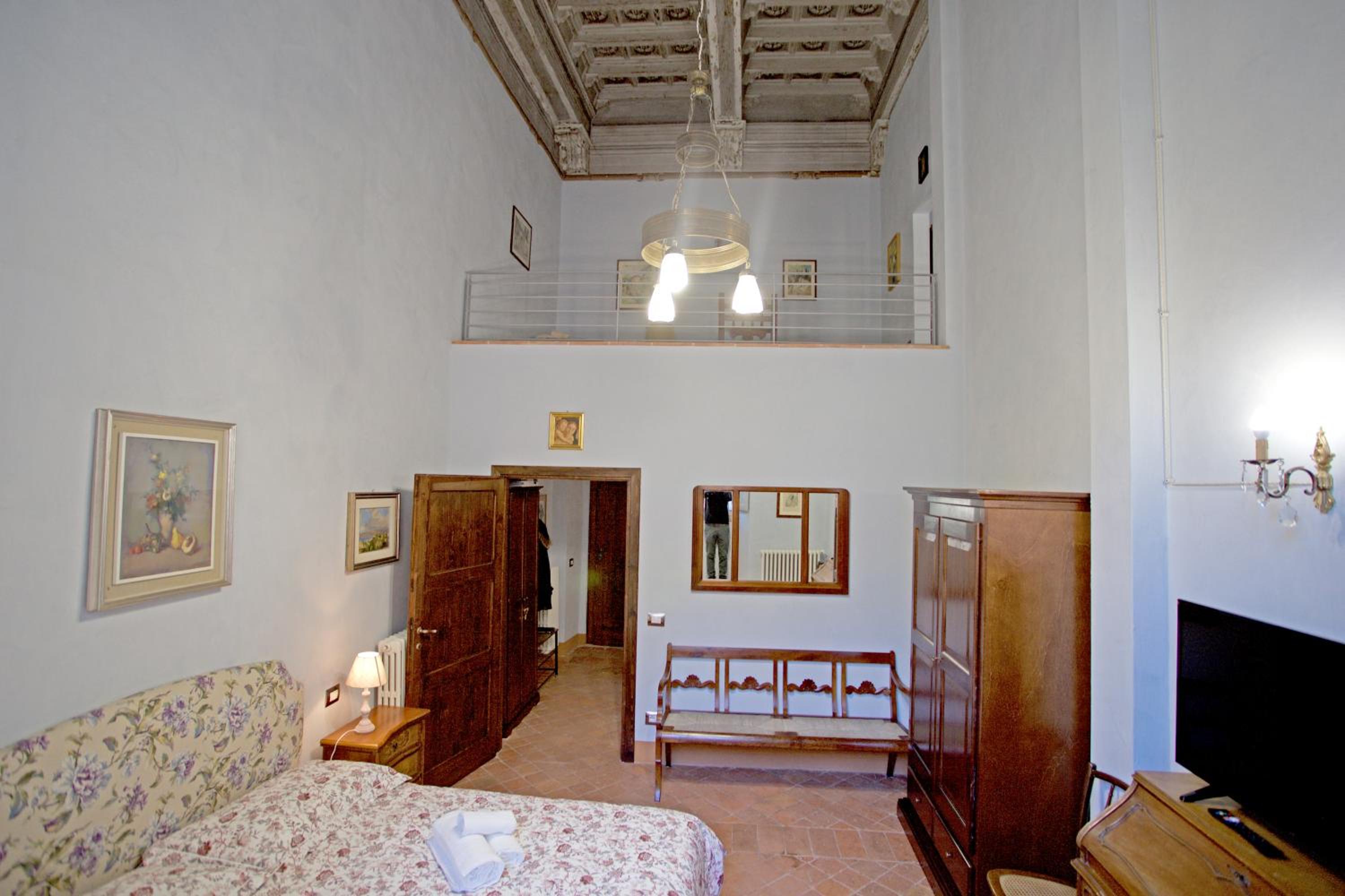 Three-Bedroom Apartment - Photo 39