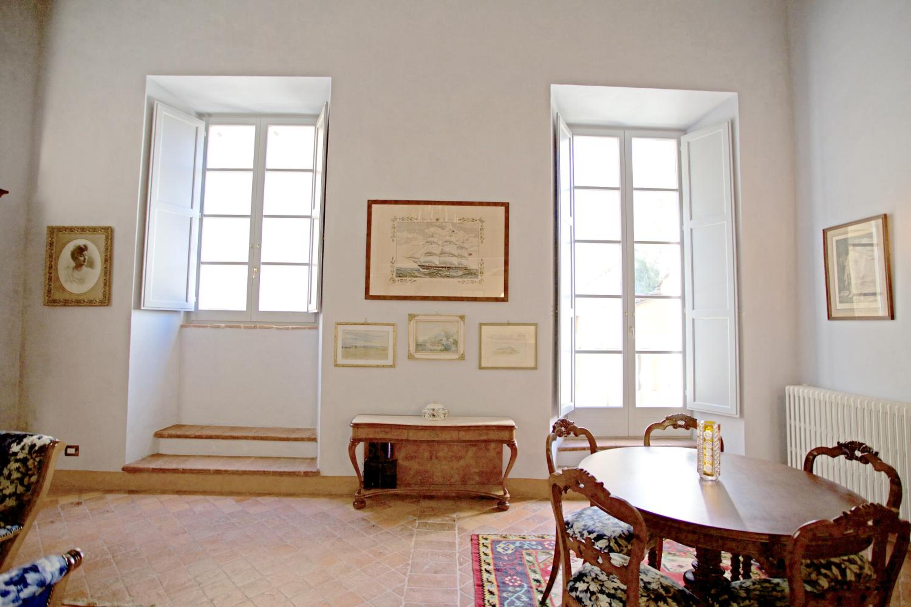 Three-Bedroom Apartment - Photo 4