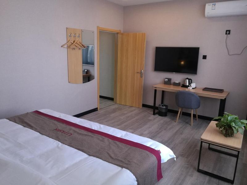 Deluxe Double Room photo 2