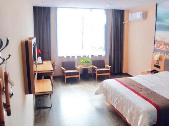 Superior King Room photo 1