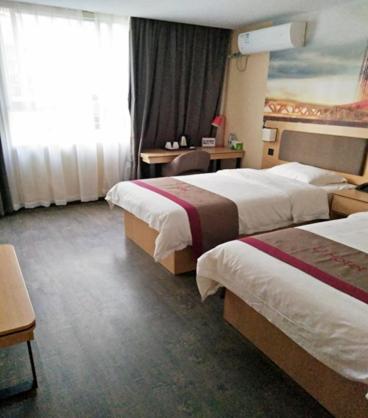 Business Twin Room photo 1