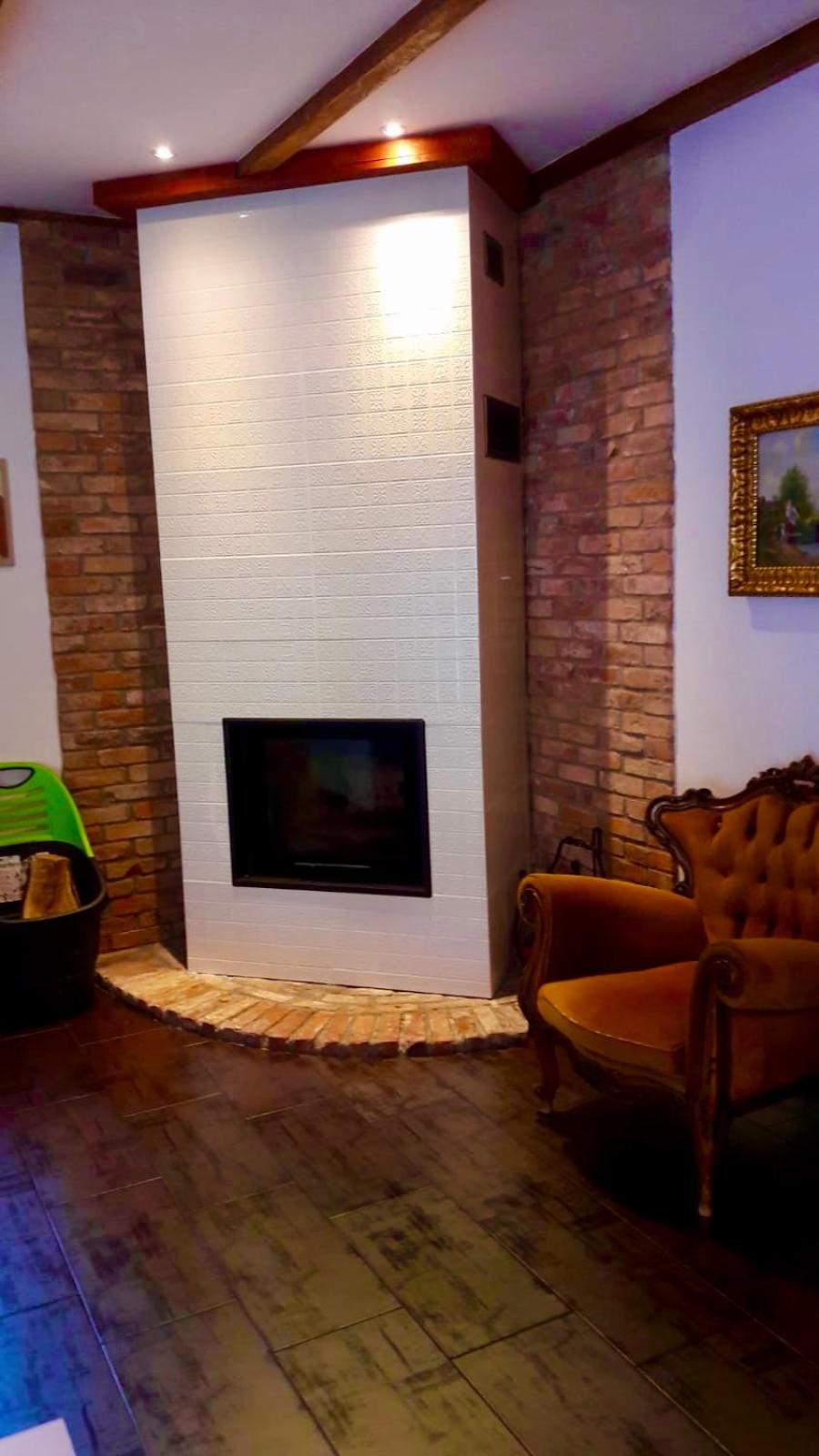 Three-Bedroom House photo 1