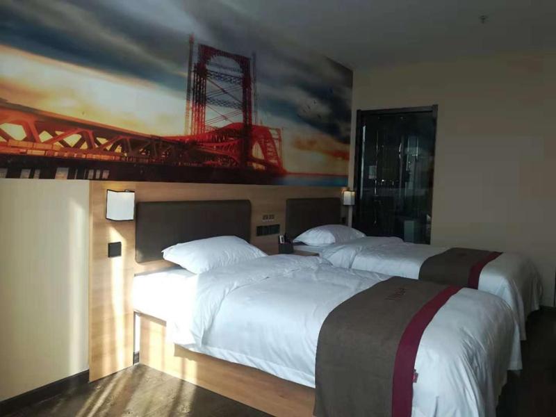Delxue Twin Room photo 1