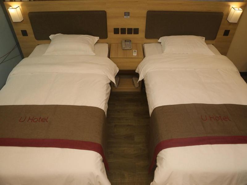 Standard Twin Room - Photo 2