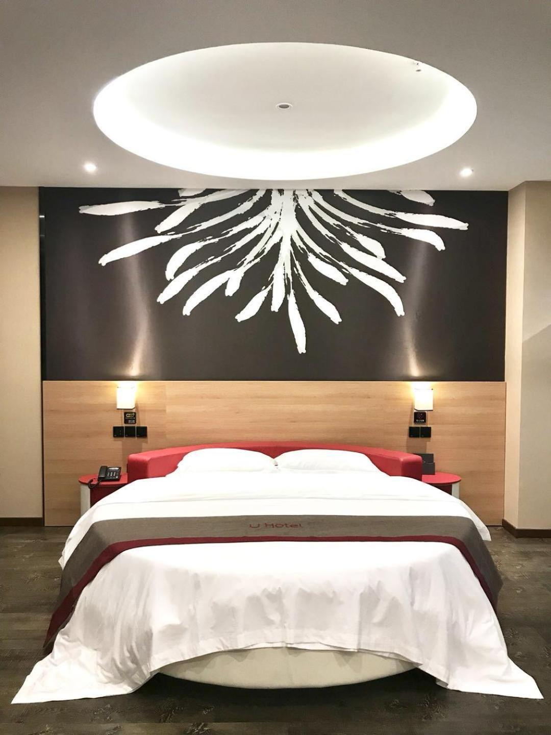 Superior King Room photo 2