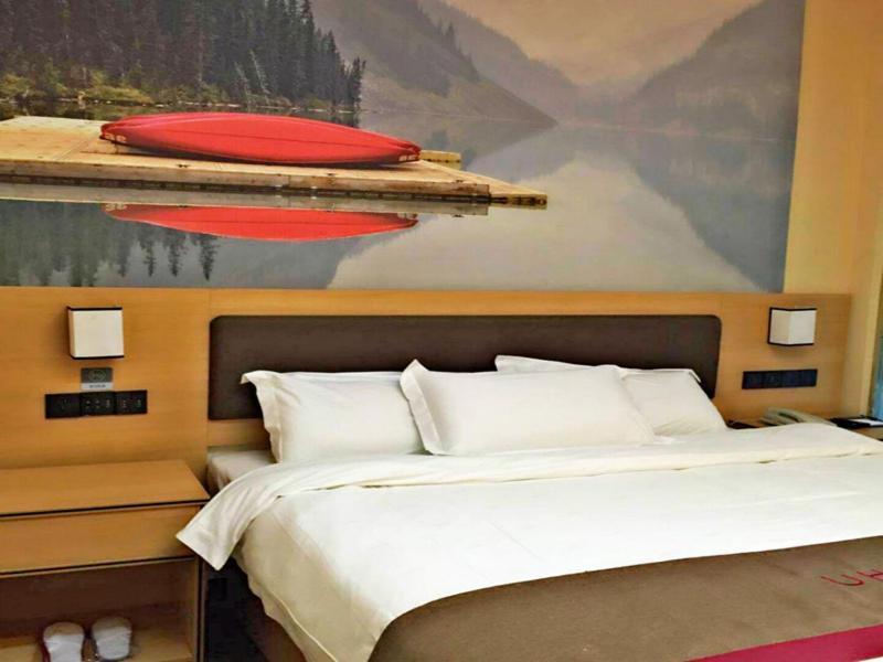 Superior King Room photo 1