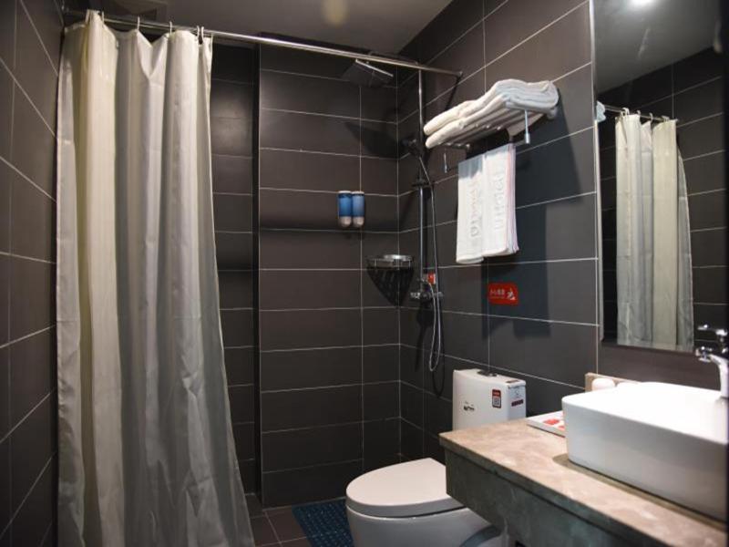 Deluxe Triple Room photo 1