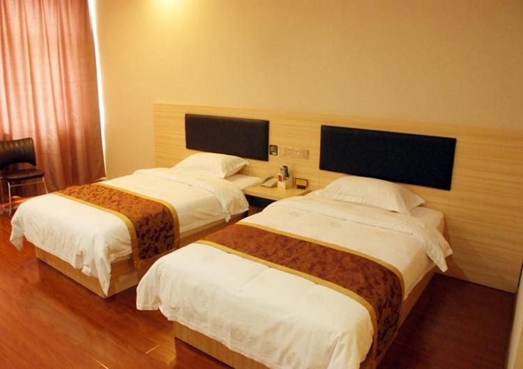 Deluxe Twin Room photo 1