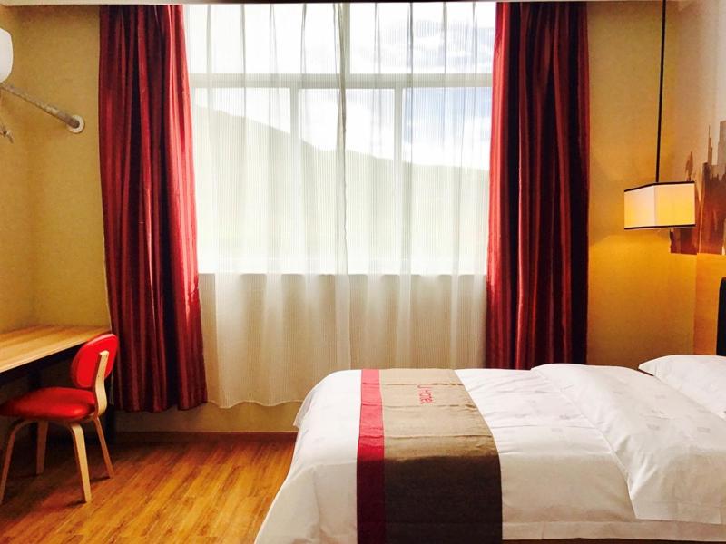 Standard Double Room photo 3