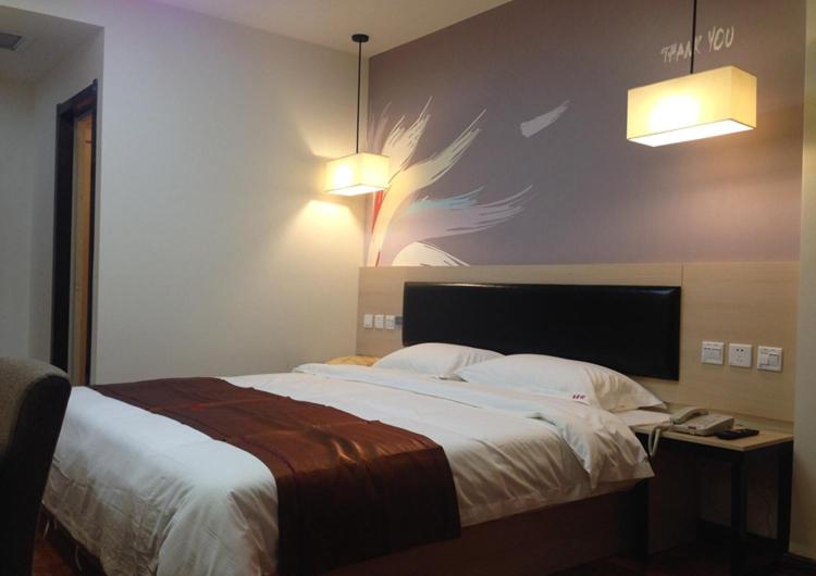 Budget Double Room photo 3